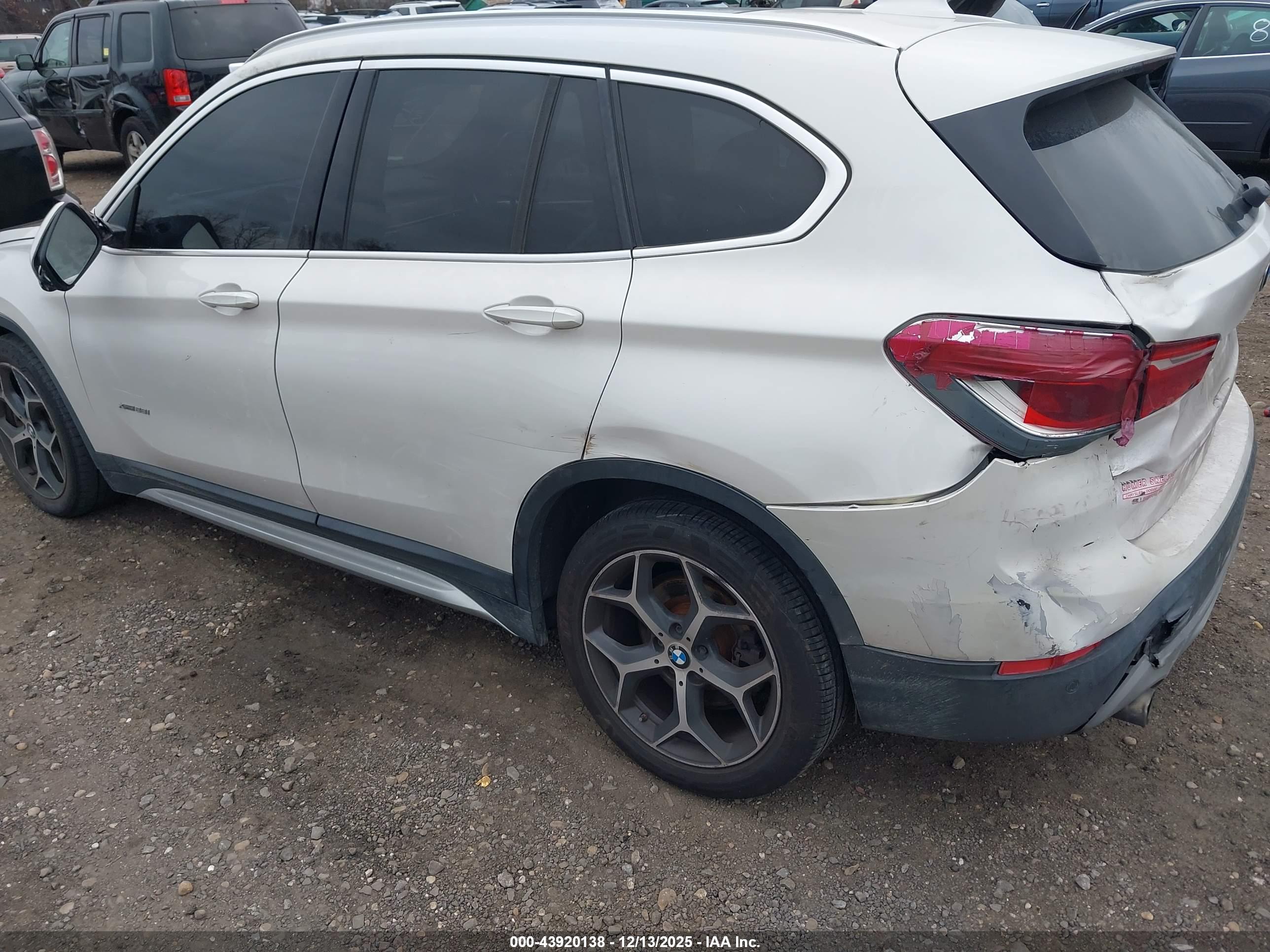 BMW X1 image 6