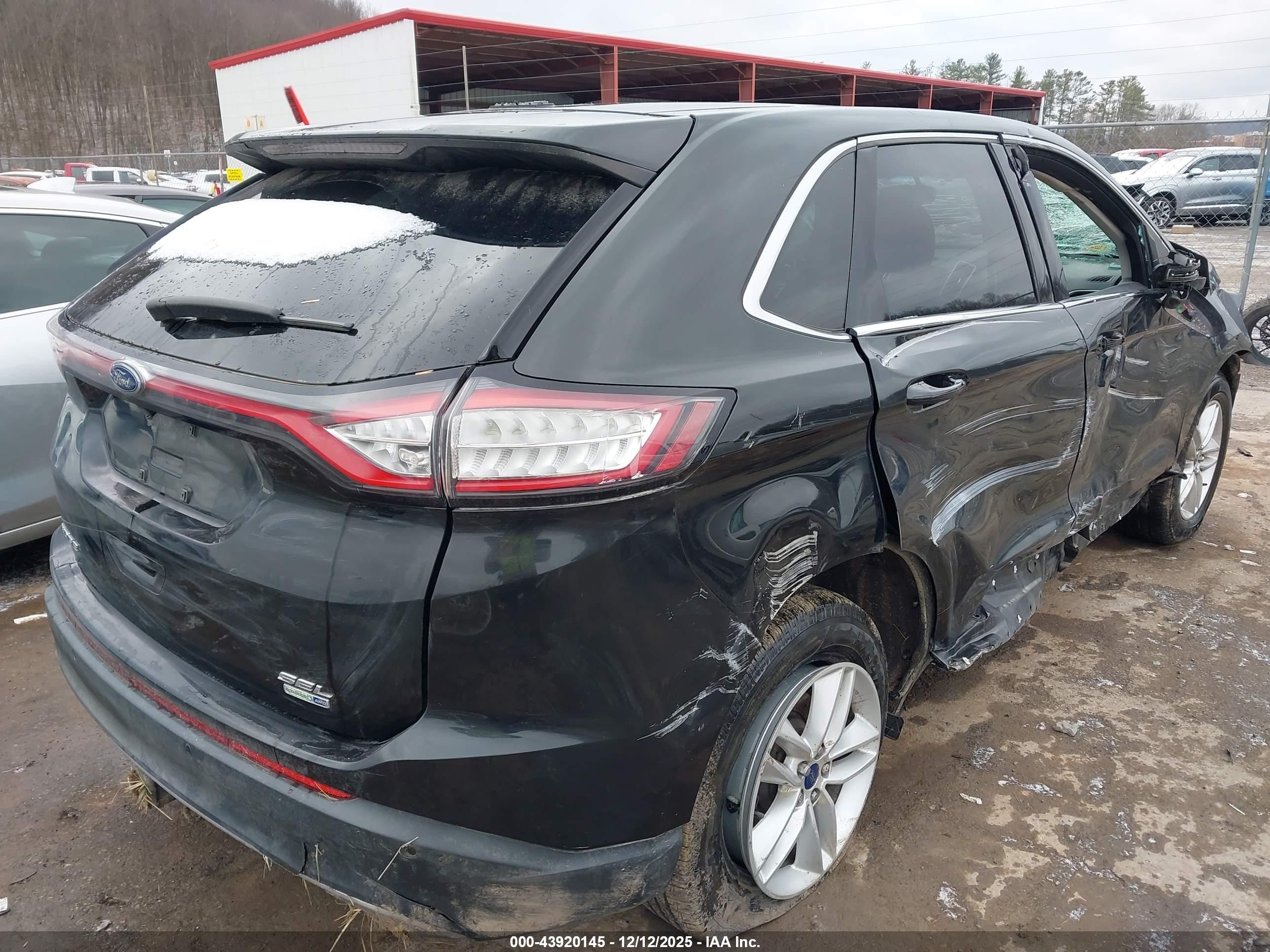 FORD EDGE image 4