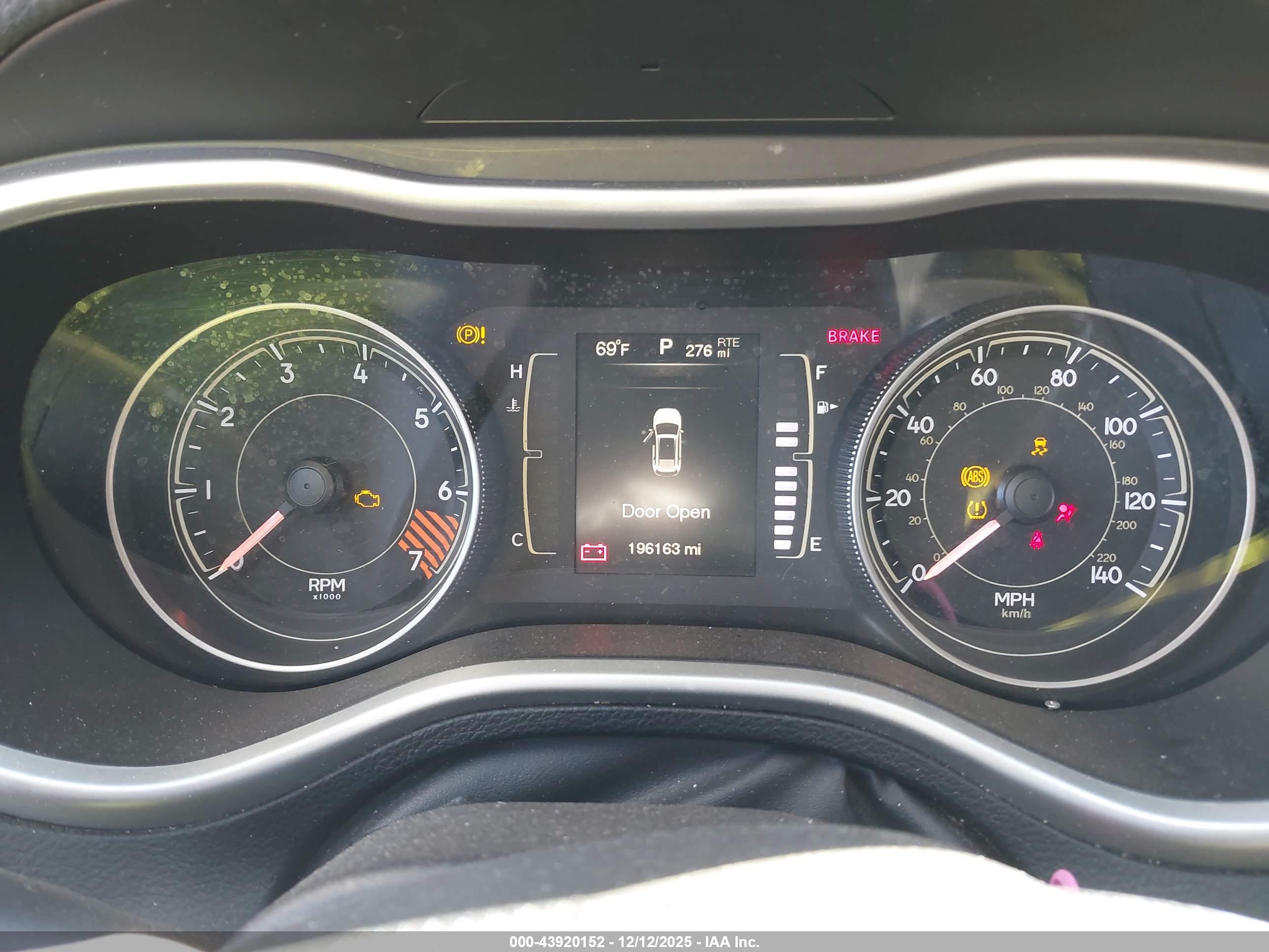 JEEP CHEROKEE image 7