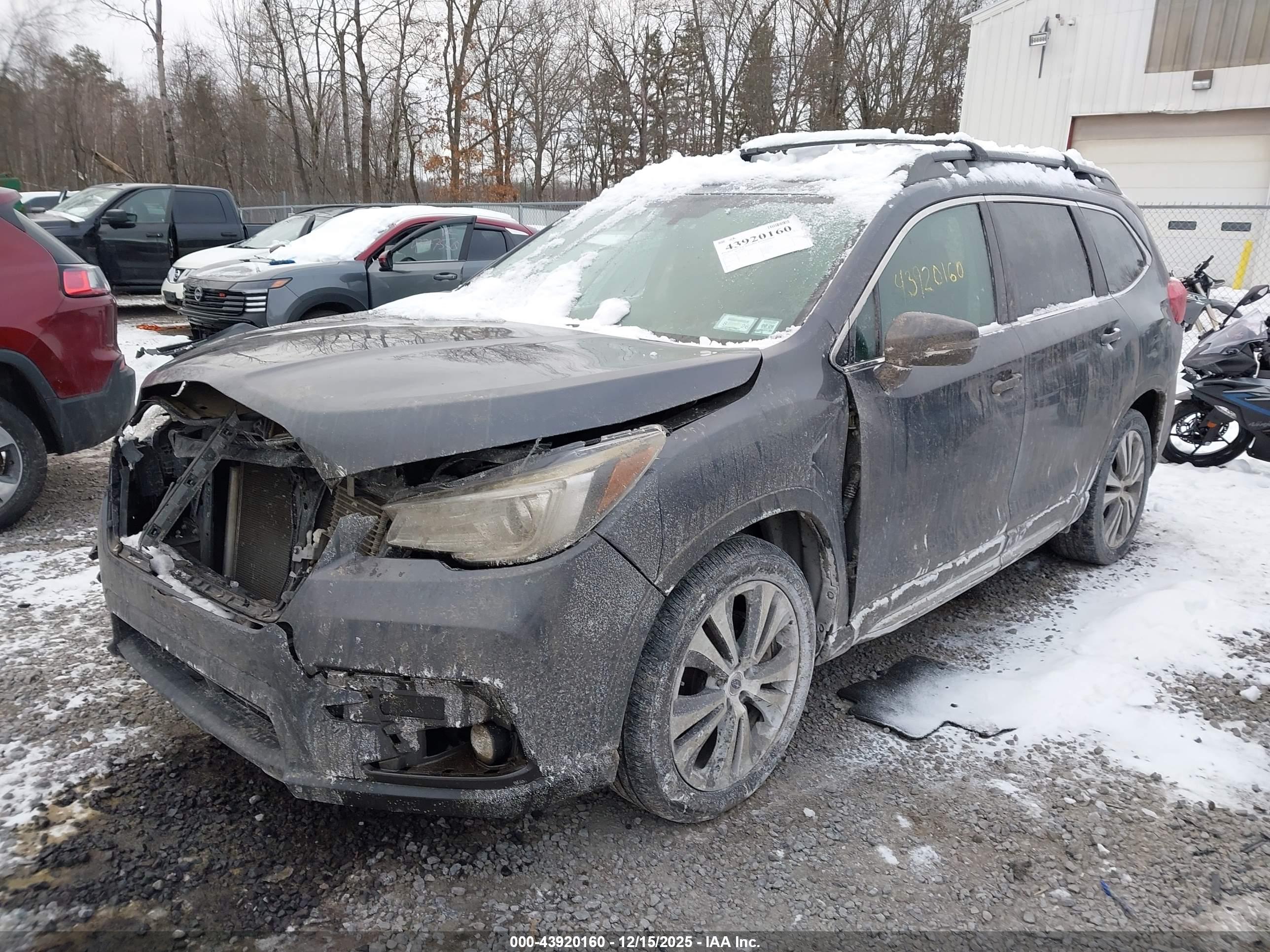 SUBARU ASCENT image 2