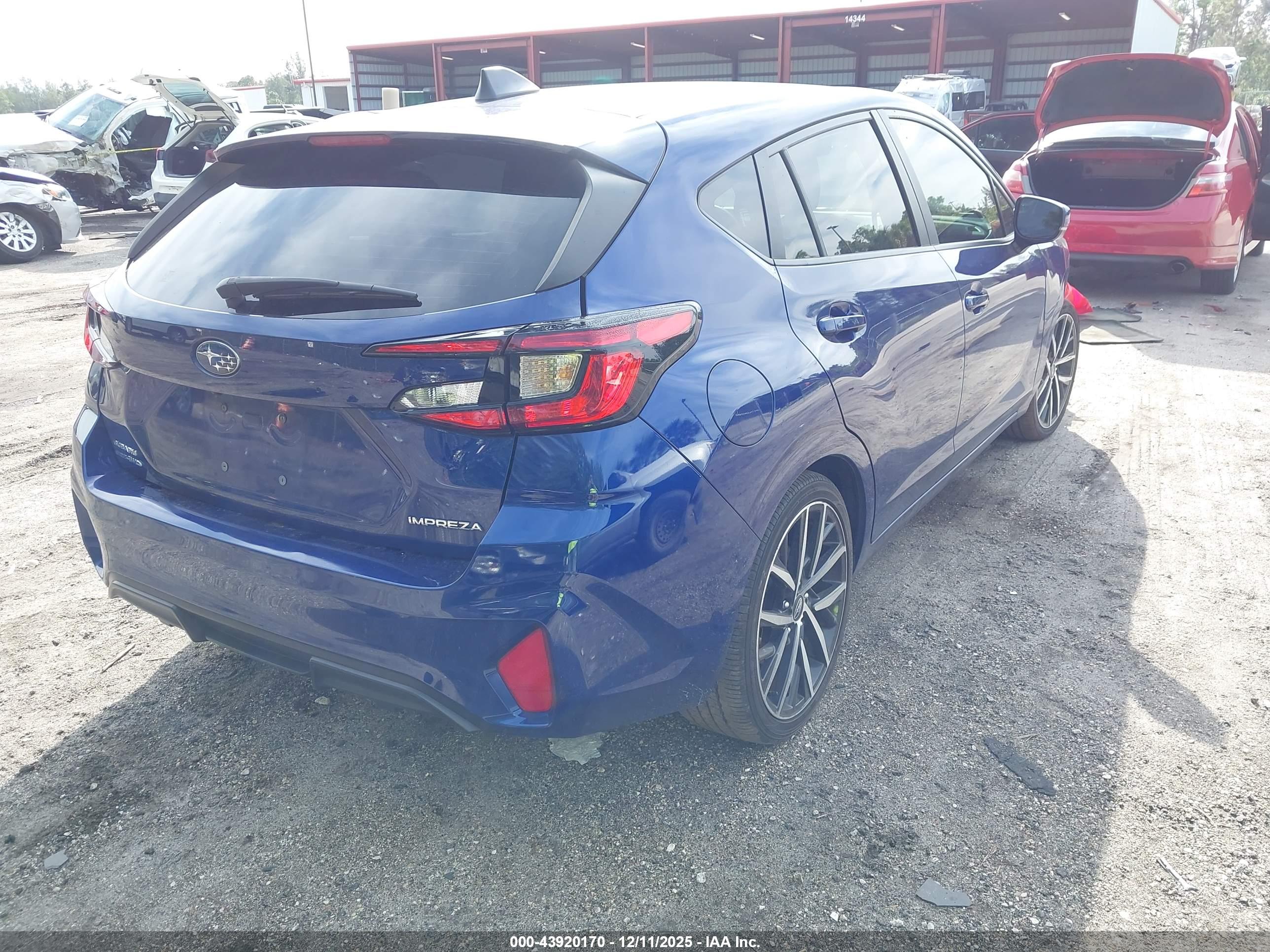 SUBARU IMPREZA image 4