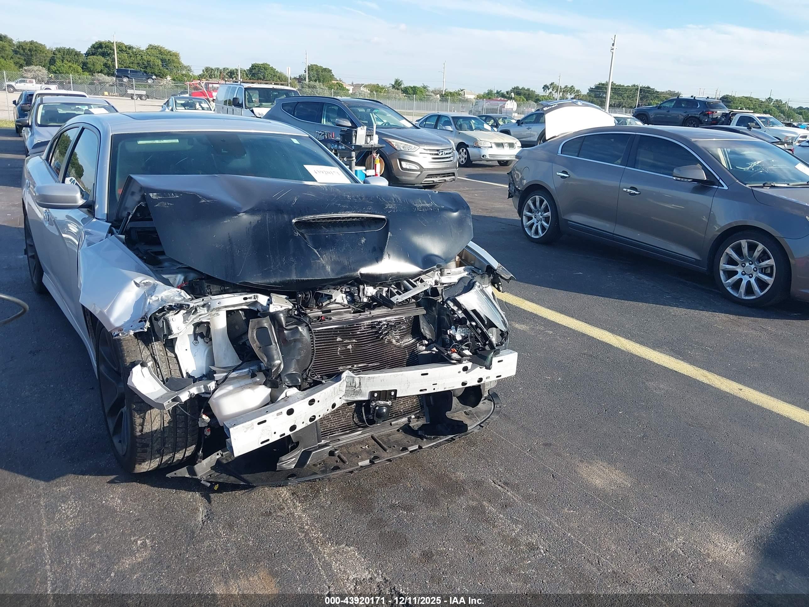 DODGE CHARGER image 6