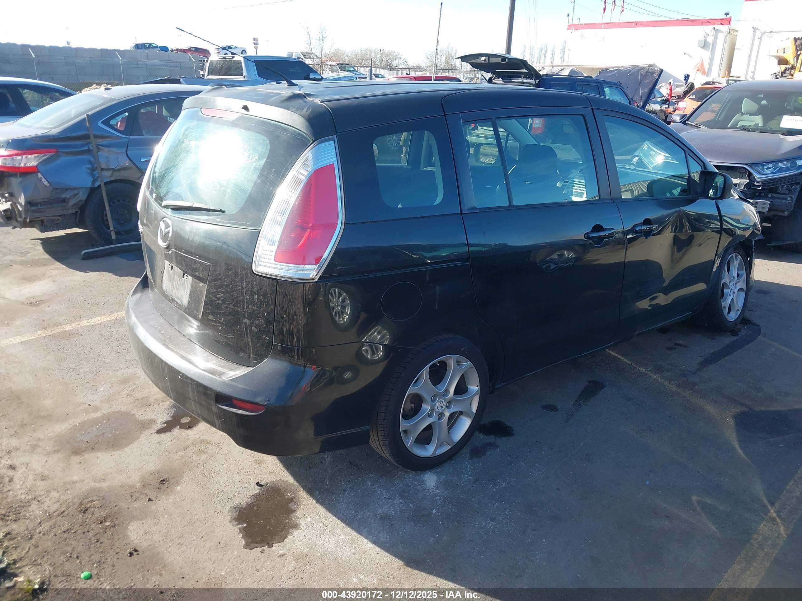MAZDA MAZDA5 image 4