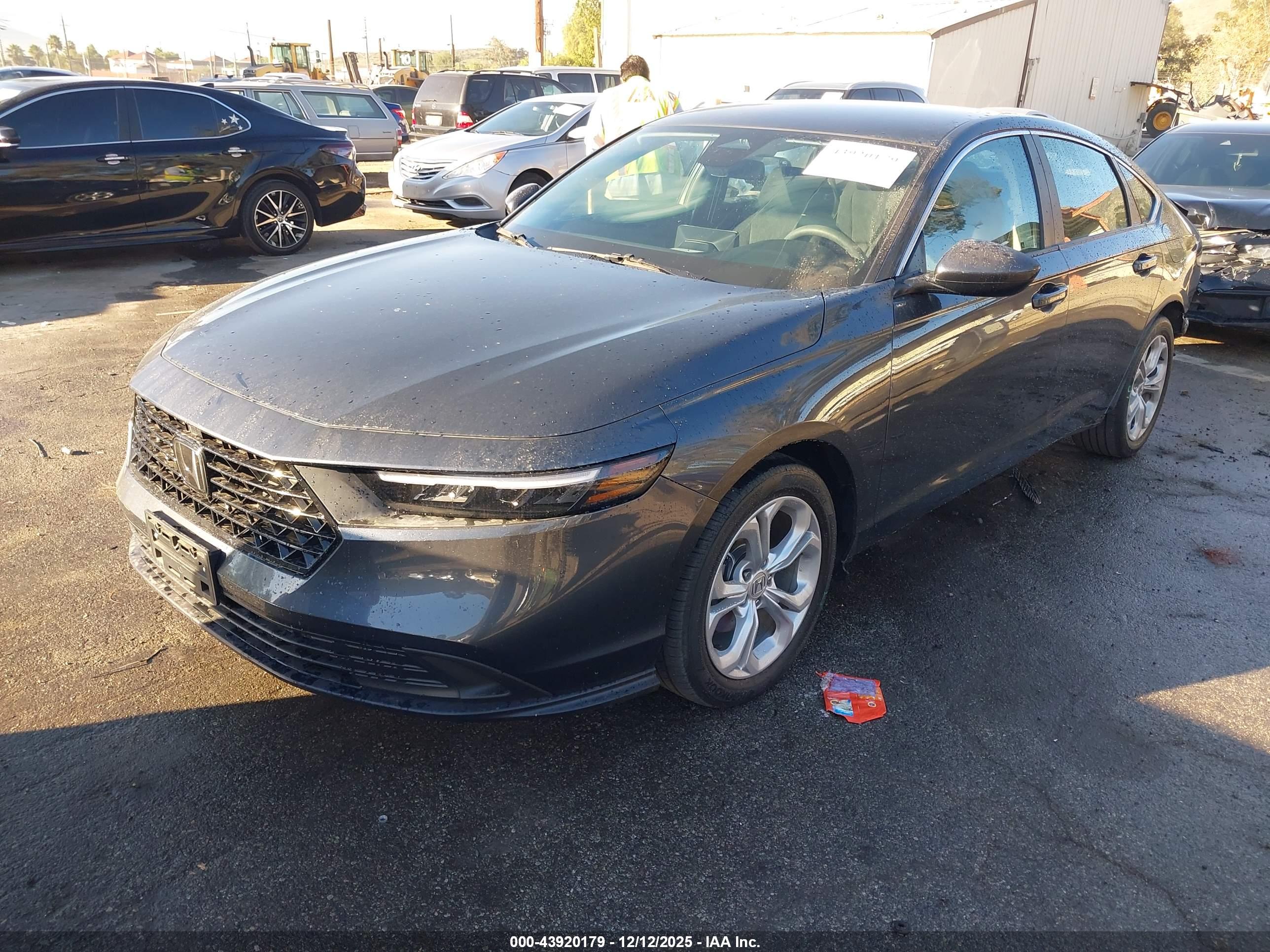 HONDA ACCORD image 2