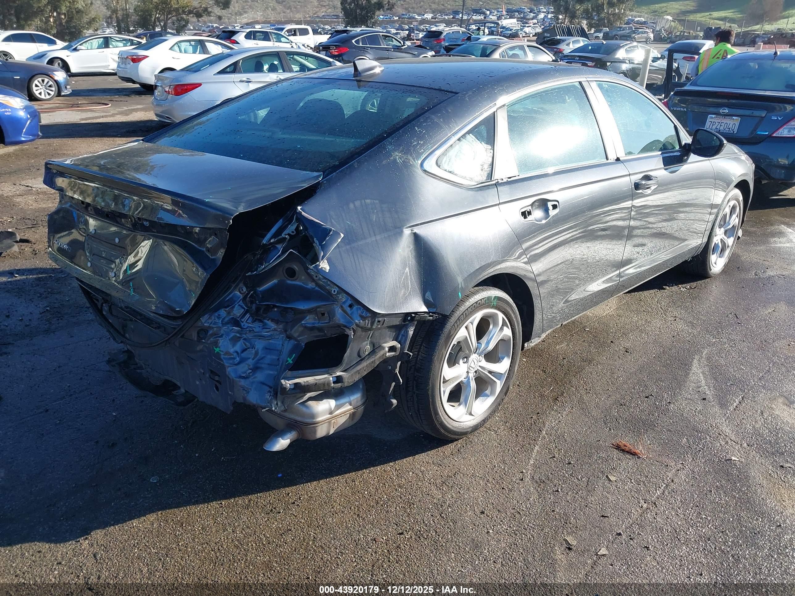 HONDA ACCORD image 4