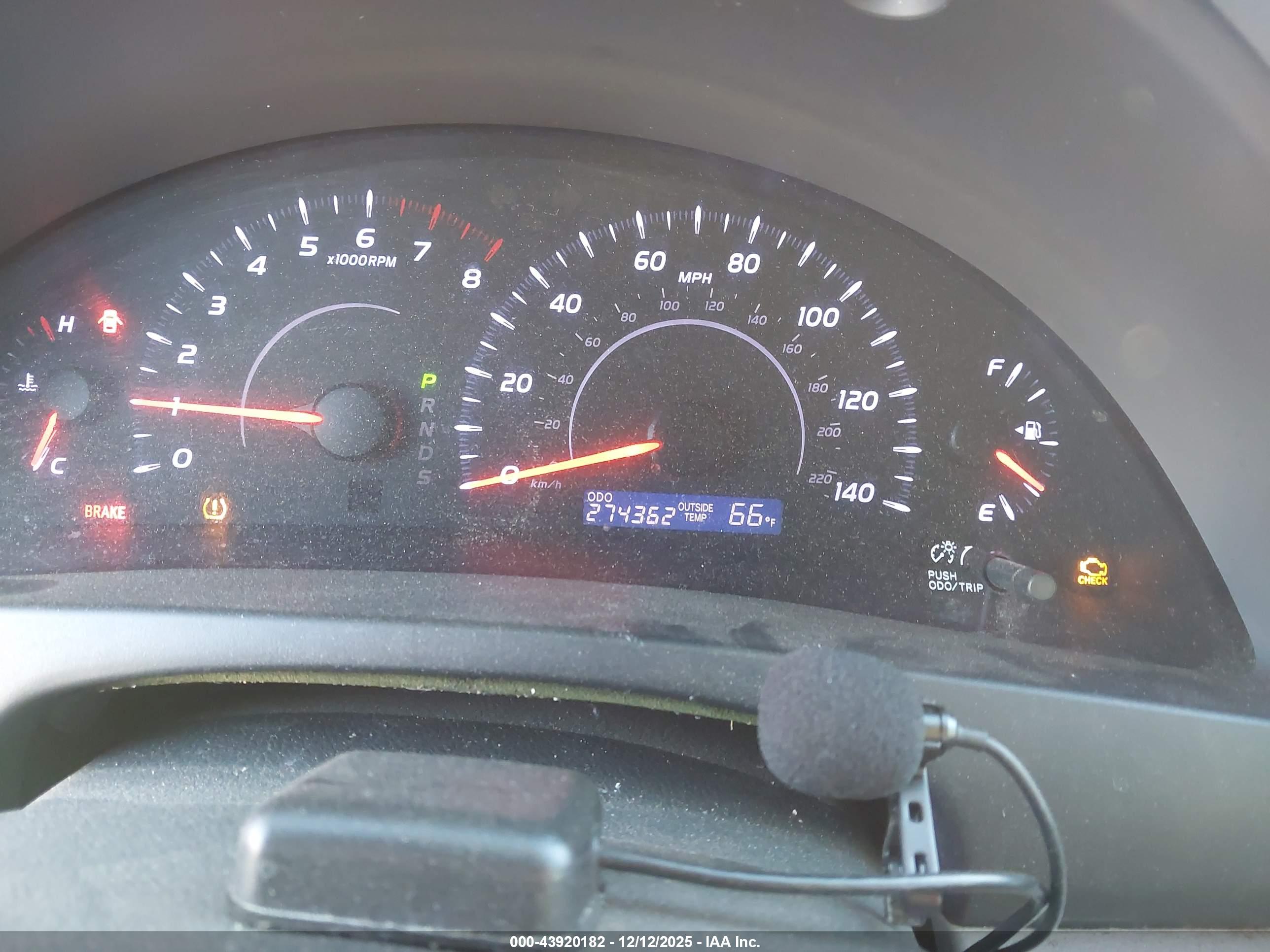 TOYOTA CAMRY image 7