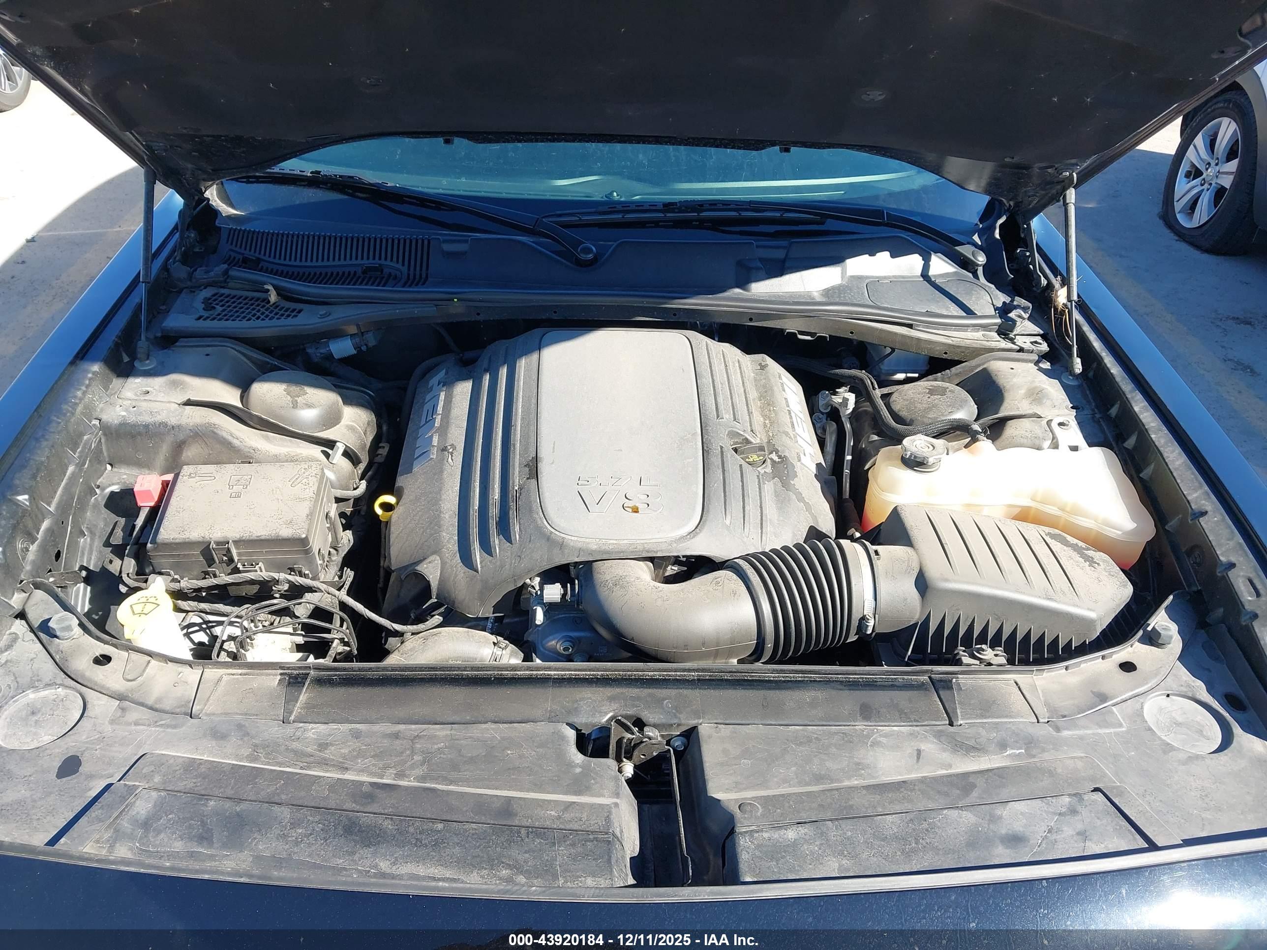 DODGE CHALLENGER image 10