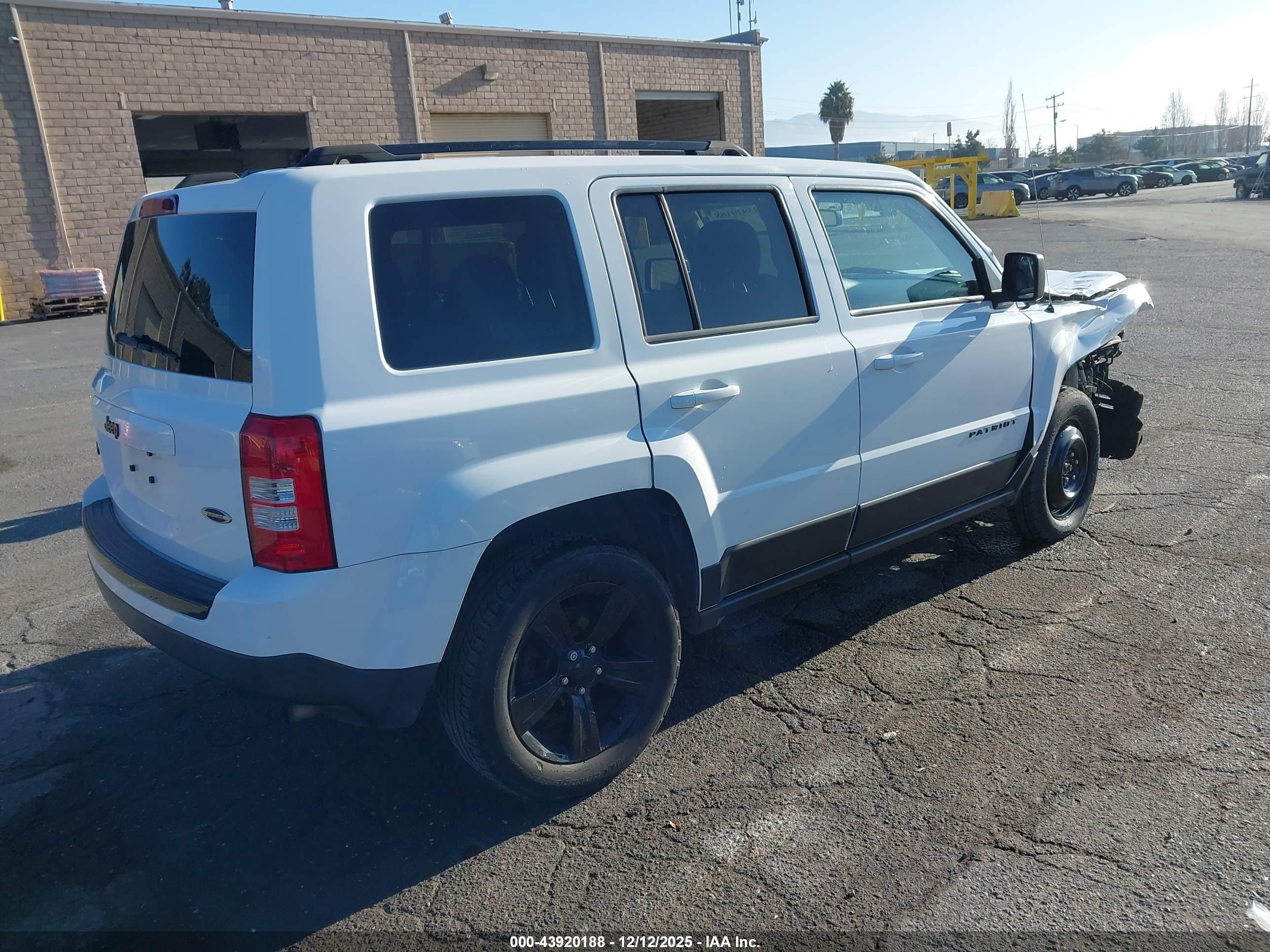 JEEP PATRIOT image 4