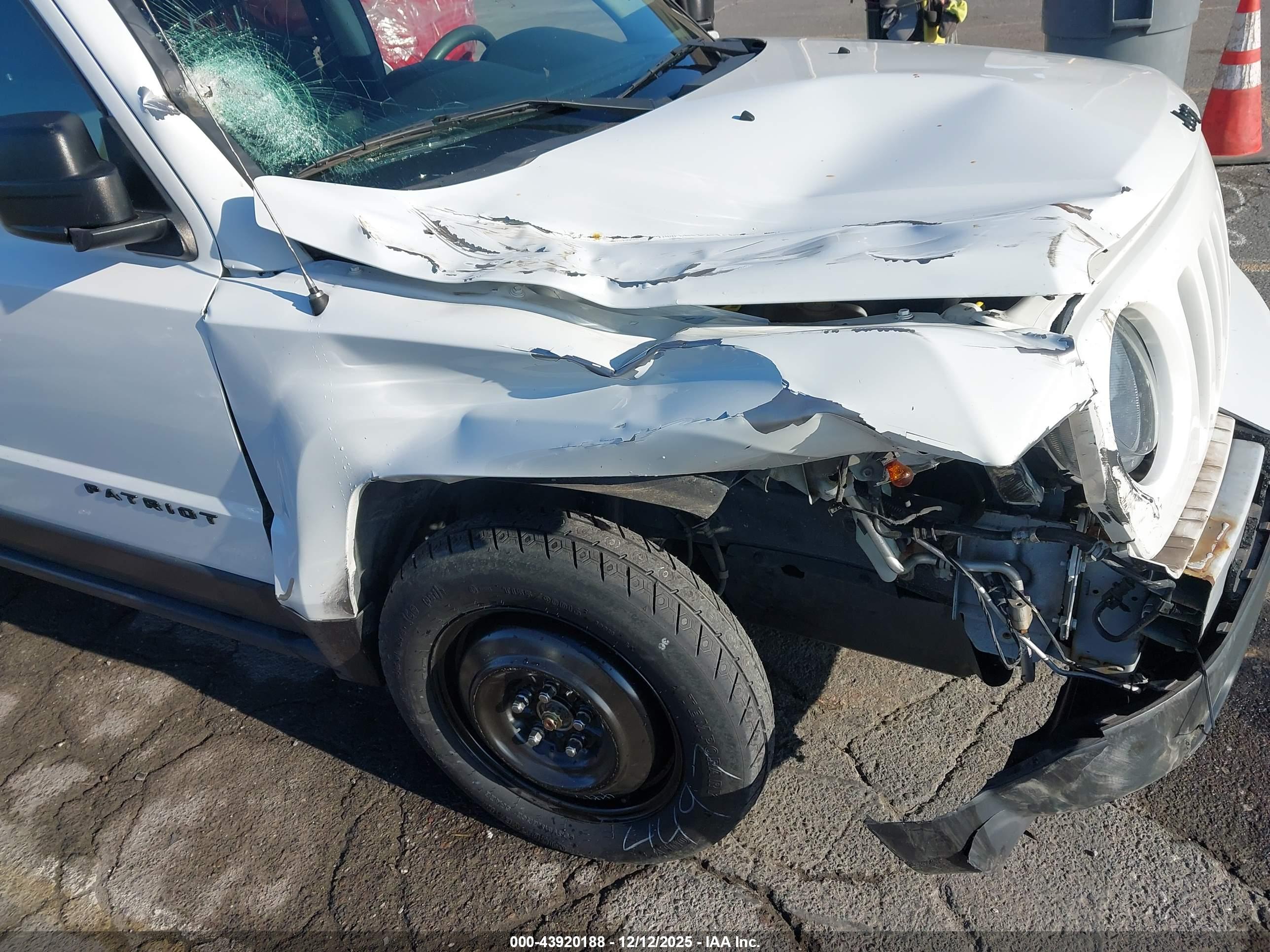 JEEP PATRIOT image 6