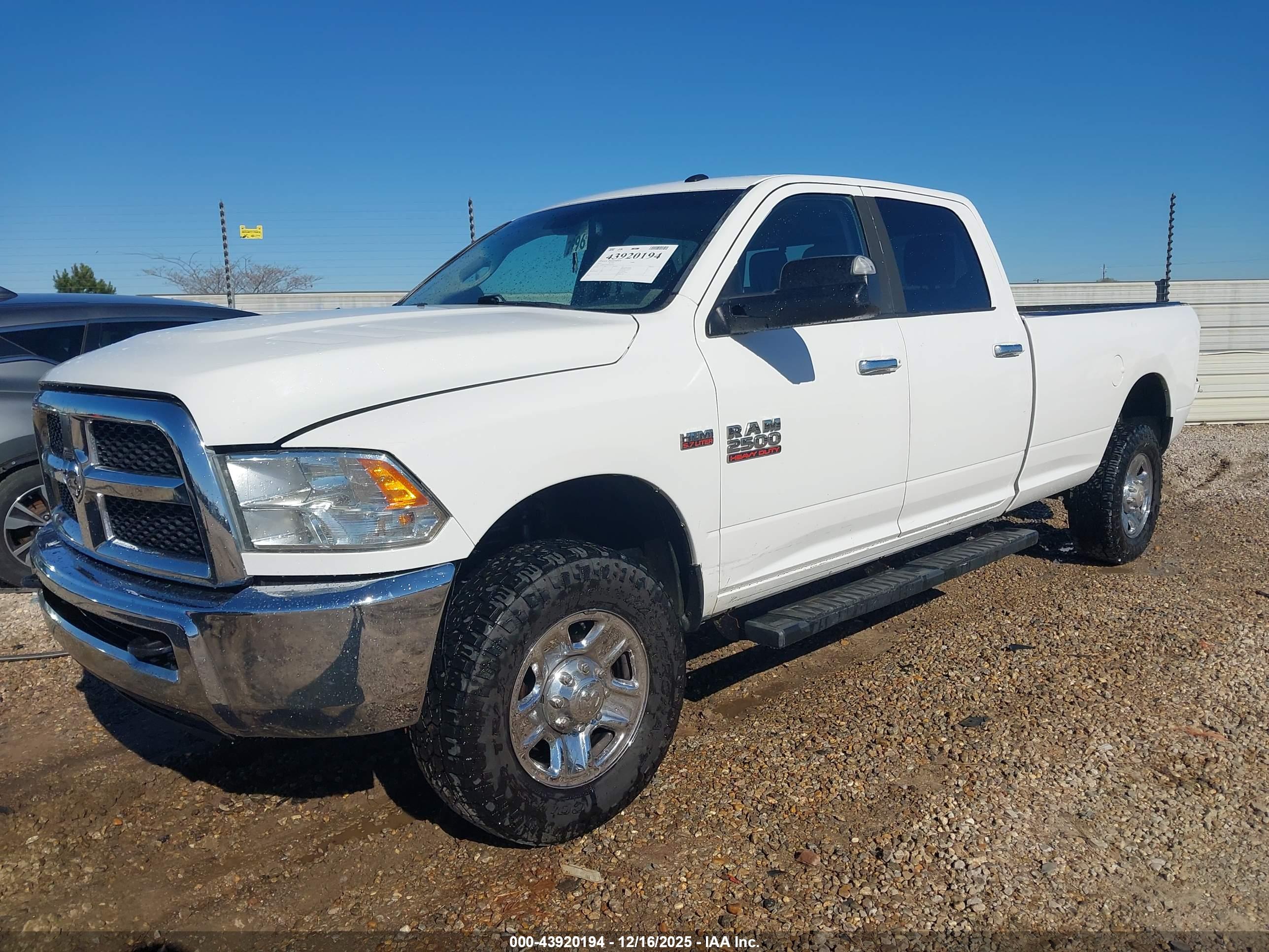 RAM 2500 image 2