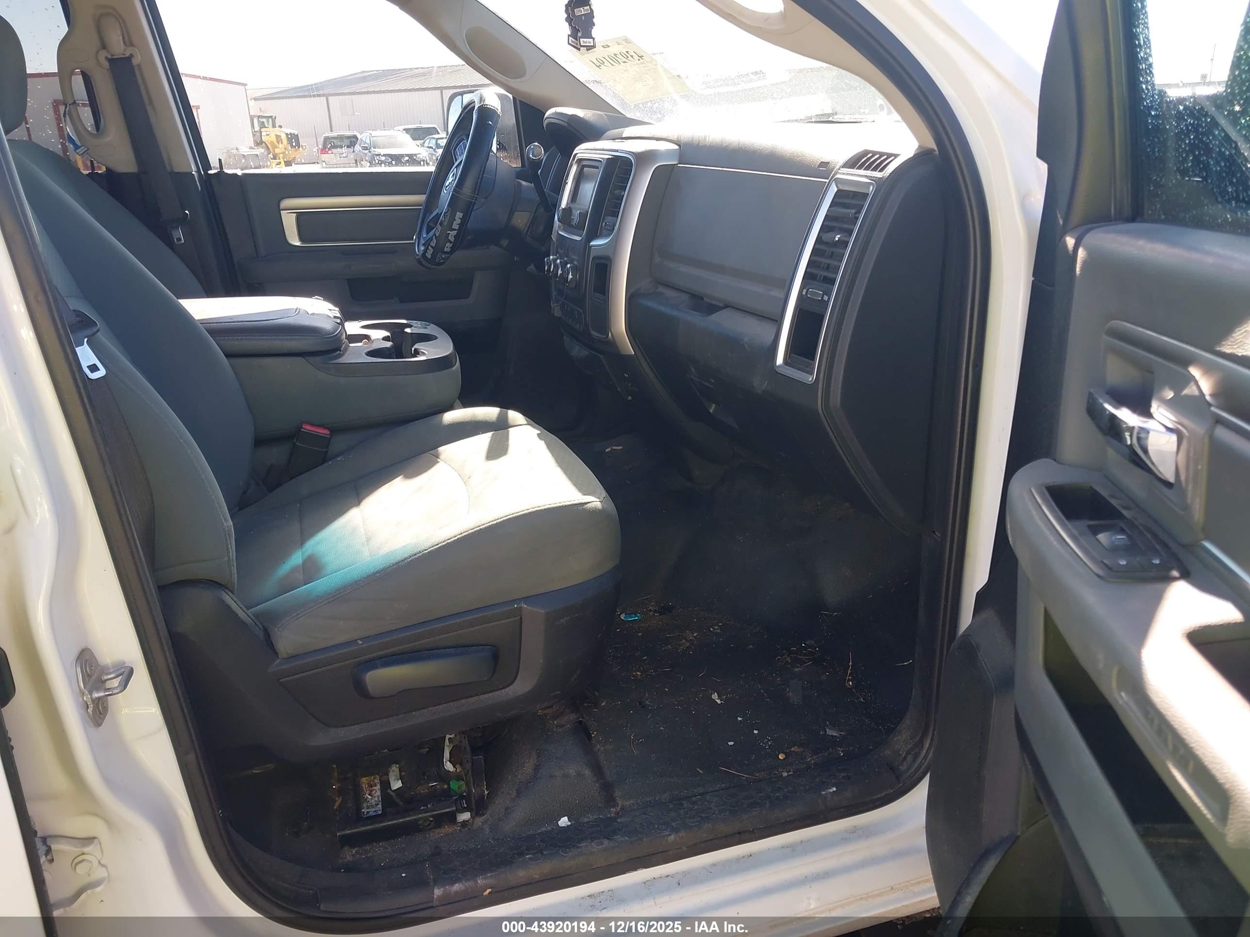 RAM 2500 image 5