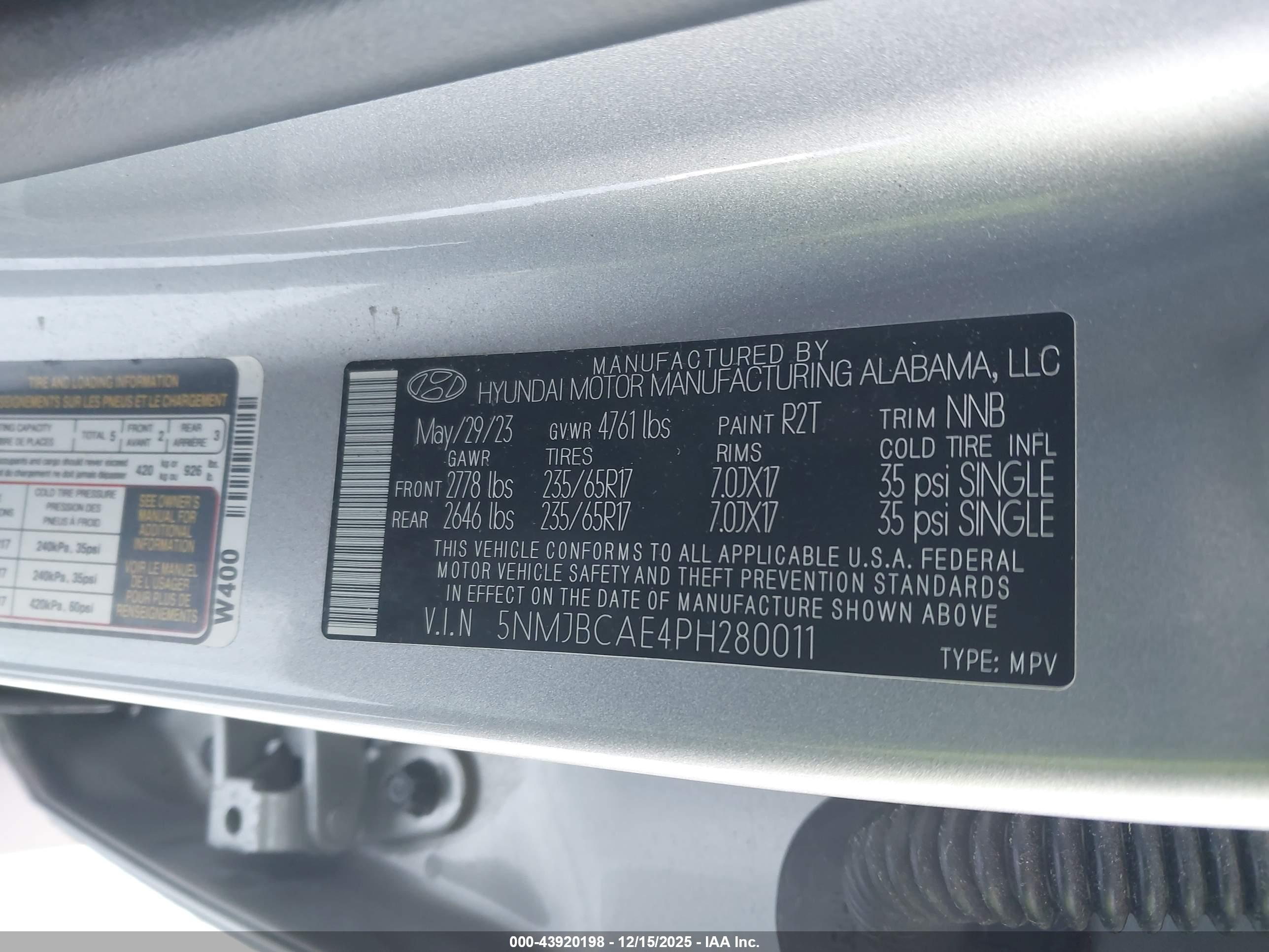 HYUNDAI TUCSON image 9