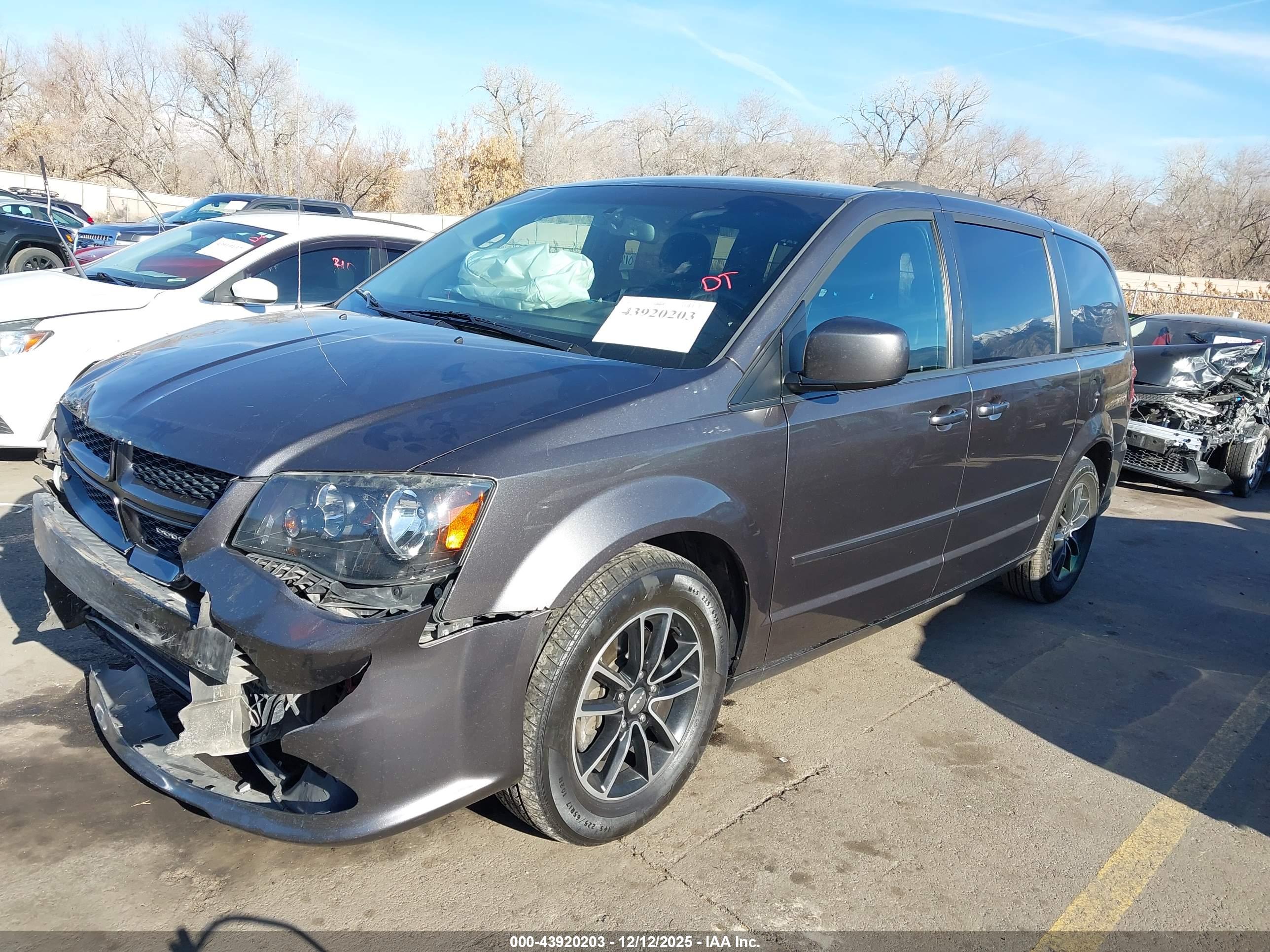 DODGE GRAND image 2