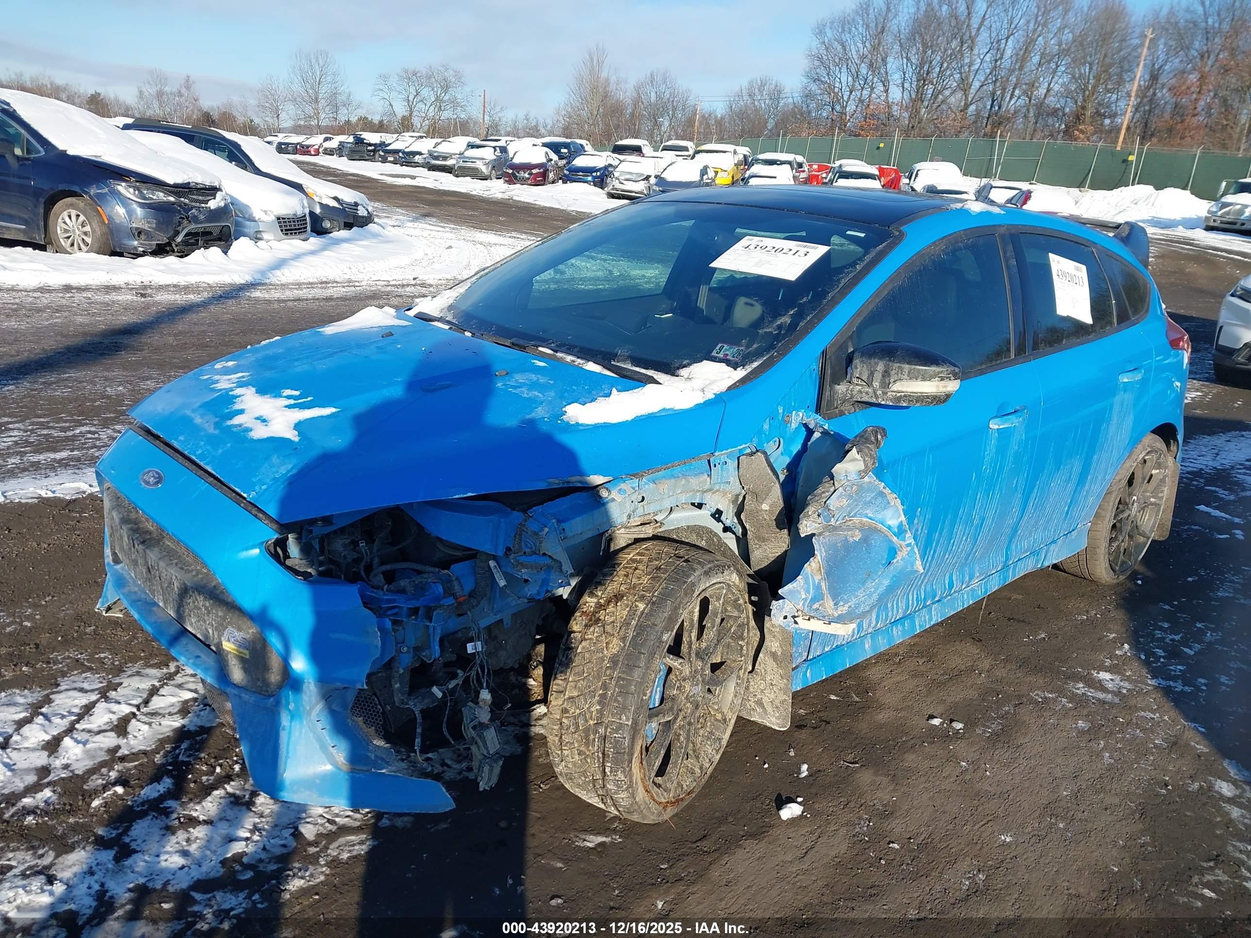 FORD FOCUS image 2