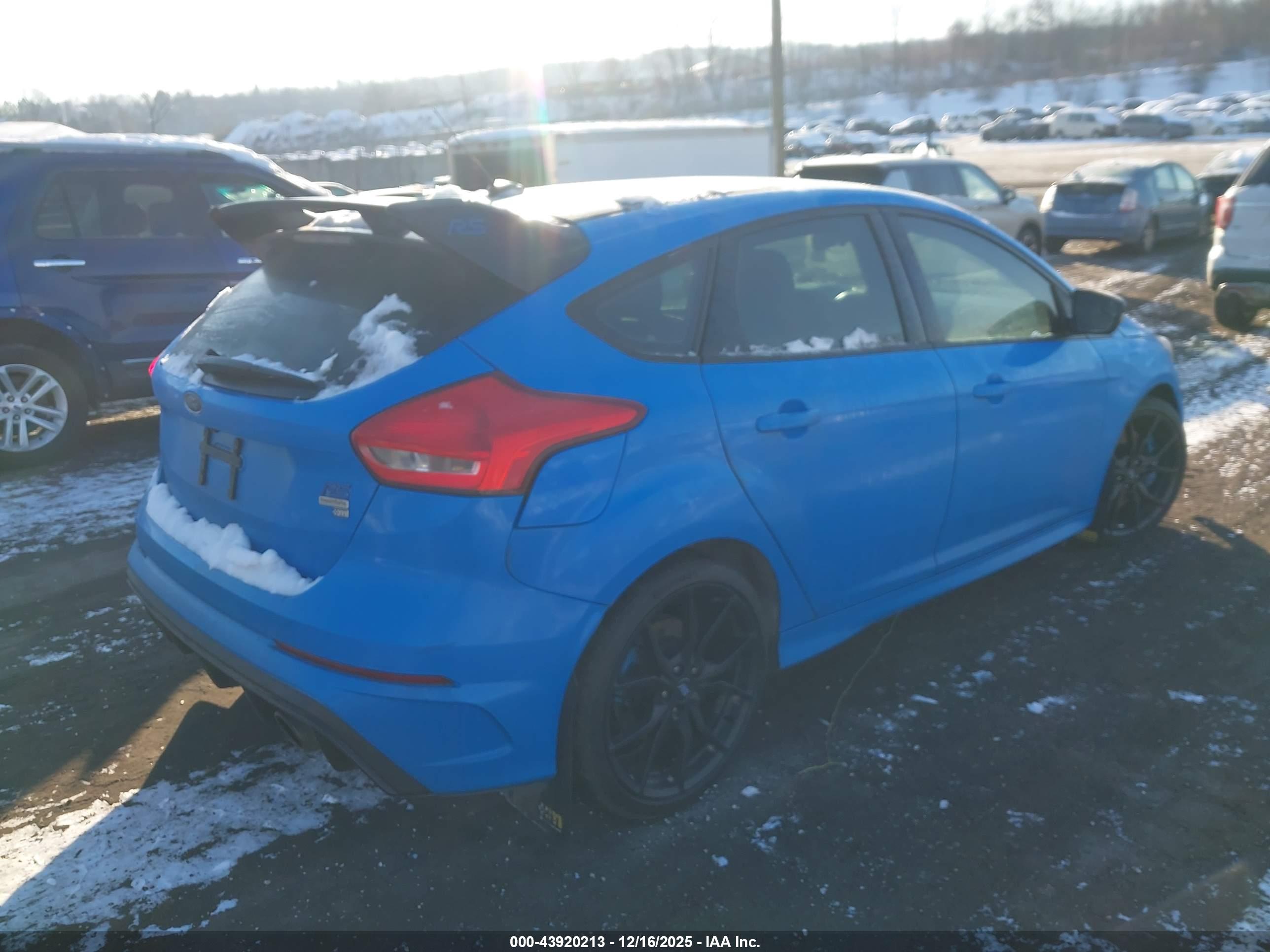 FORD FOCUS image 4
