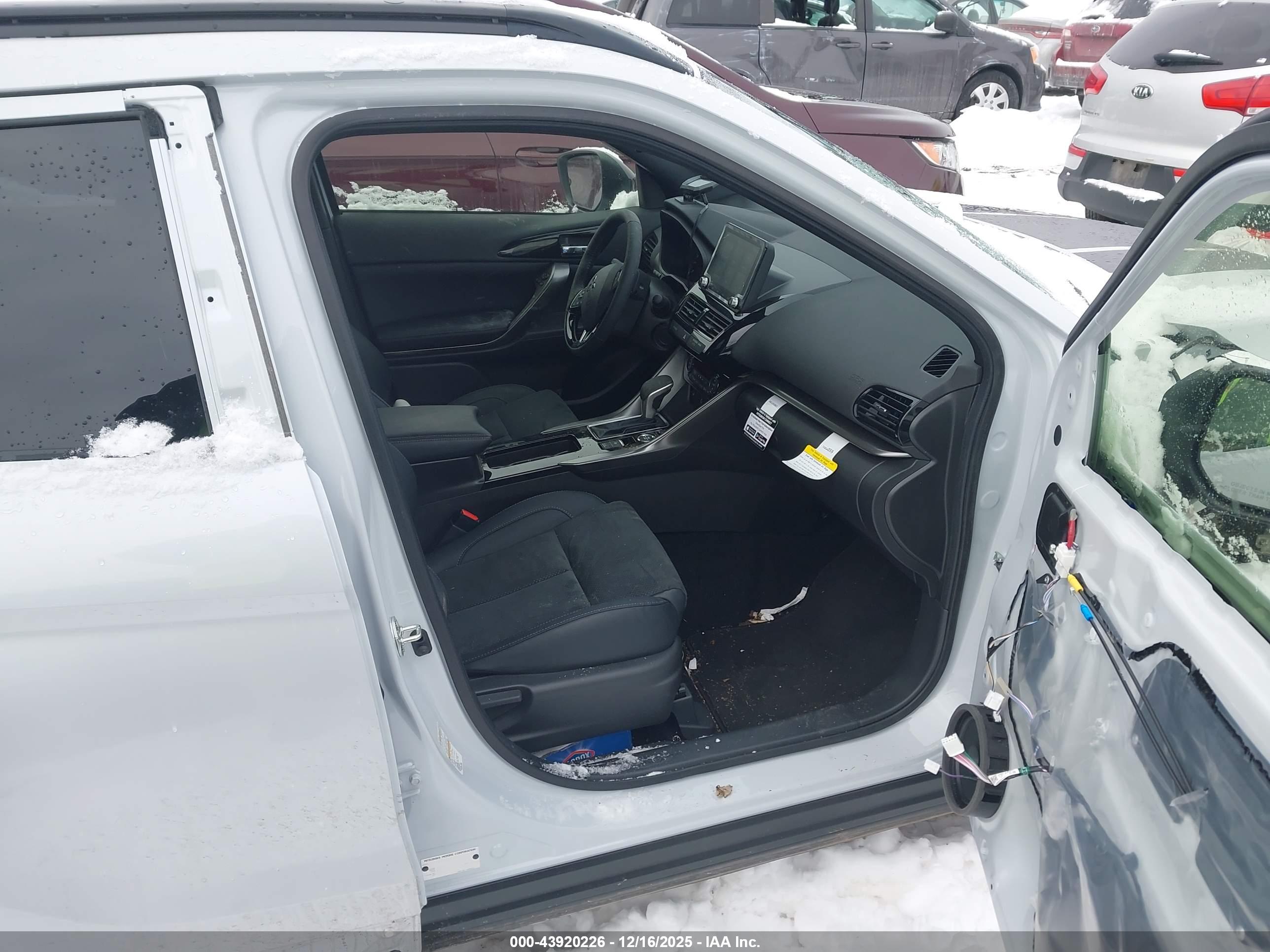 MITSUBISHI ECLIPSE image 5