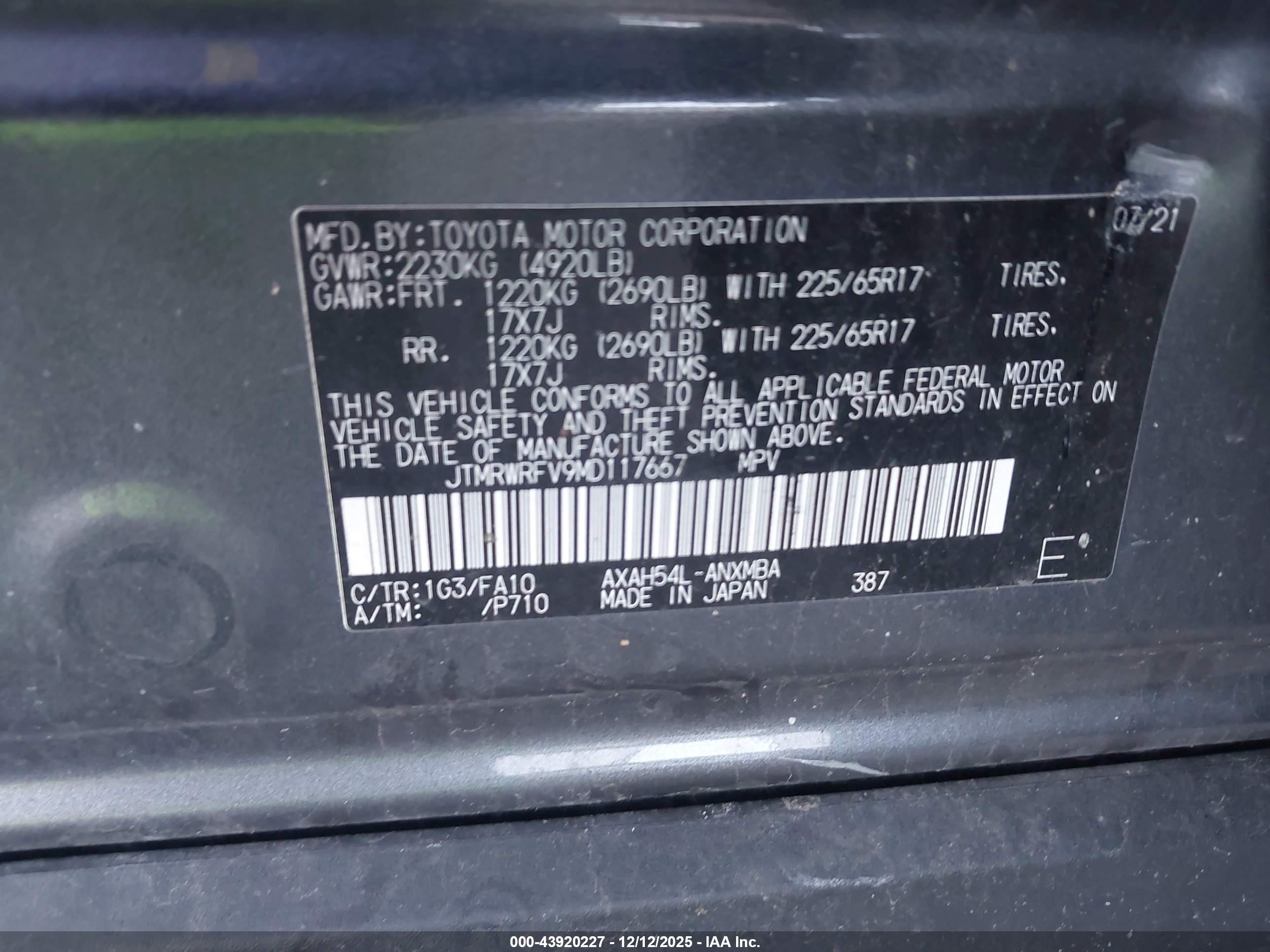 TOYOTA RAV4 image 9