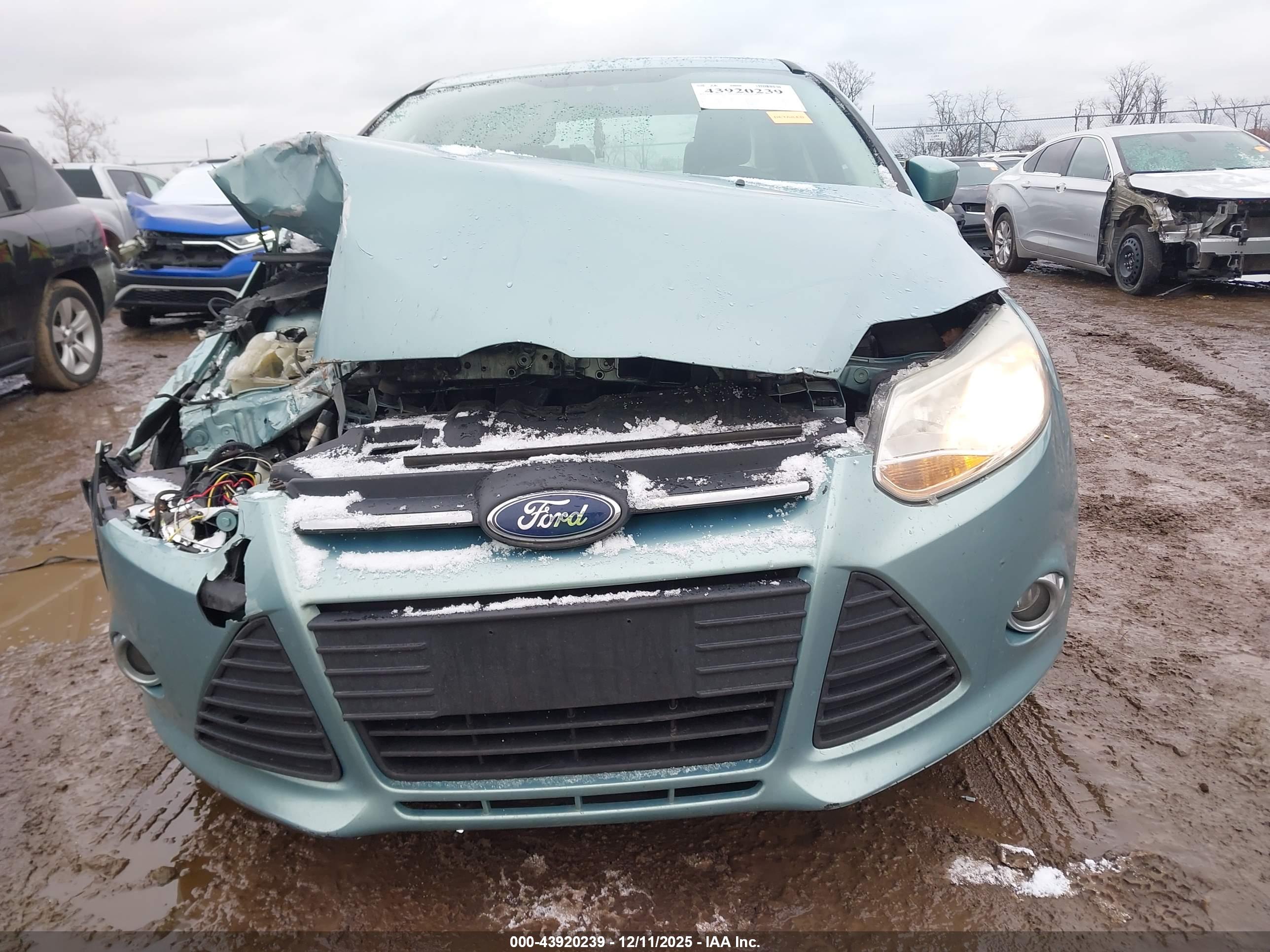 FORD FOCUS image 6