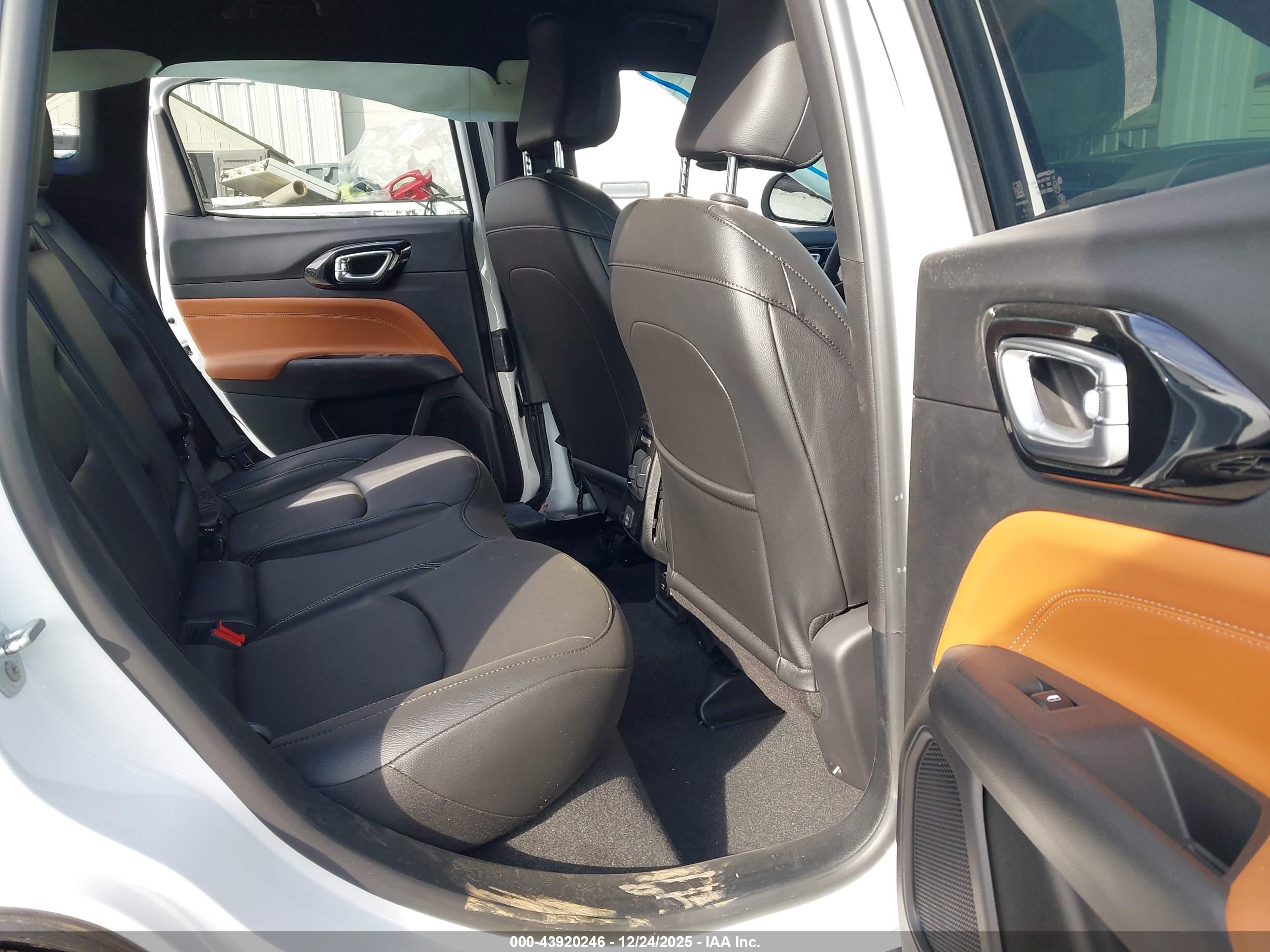 JEEP COMPASS image 8
