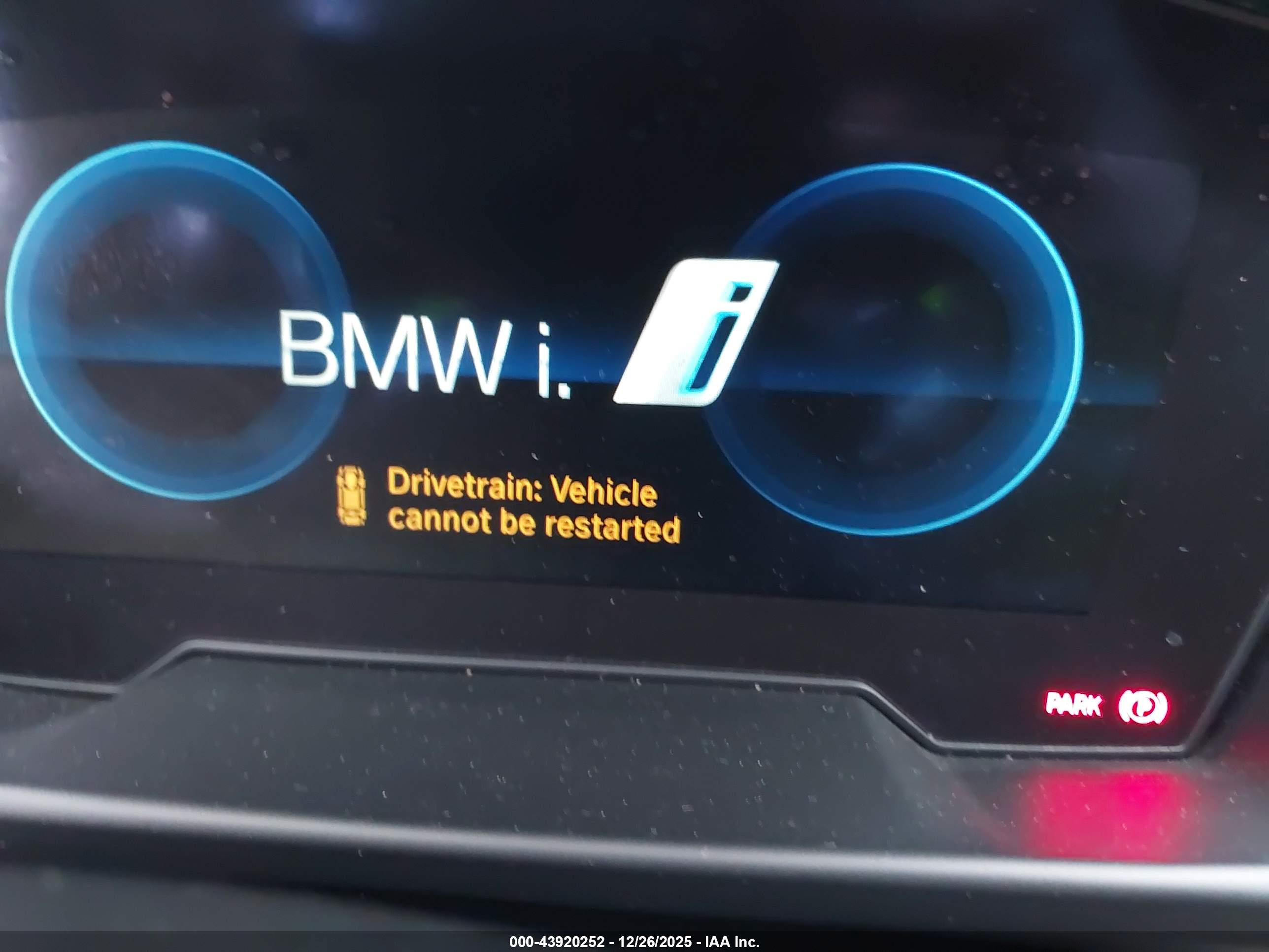 BMW I8 image 7