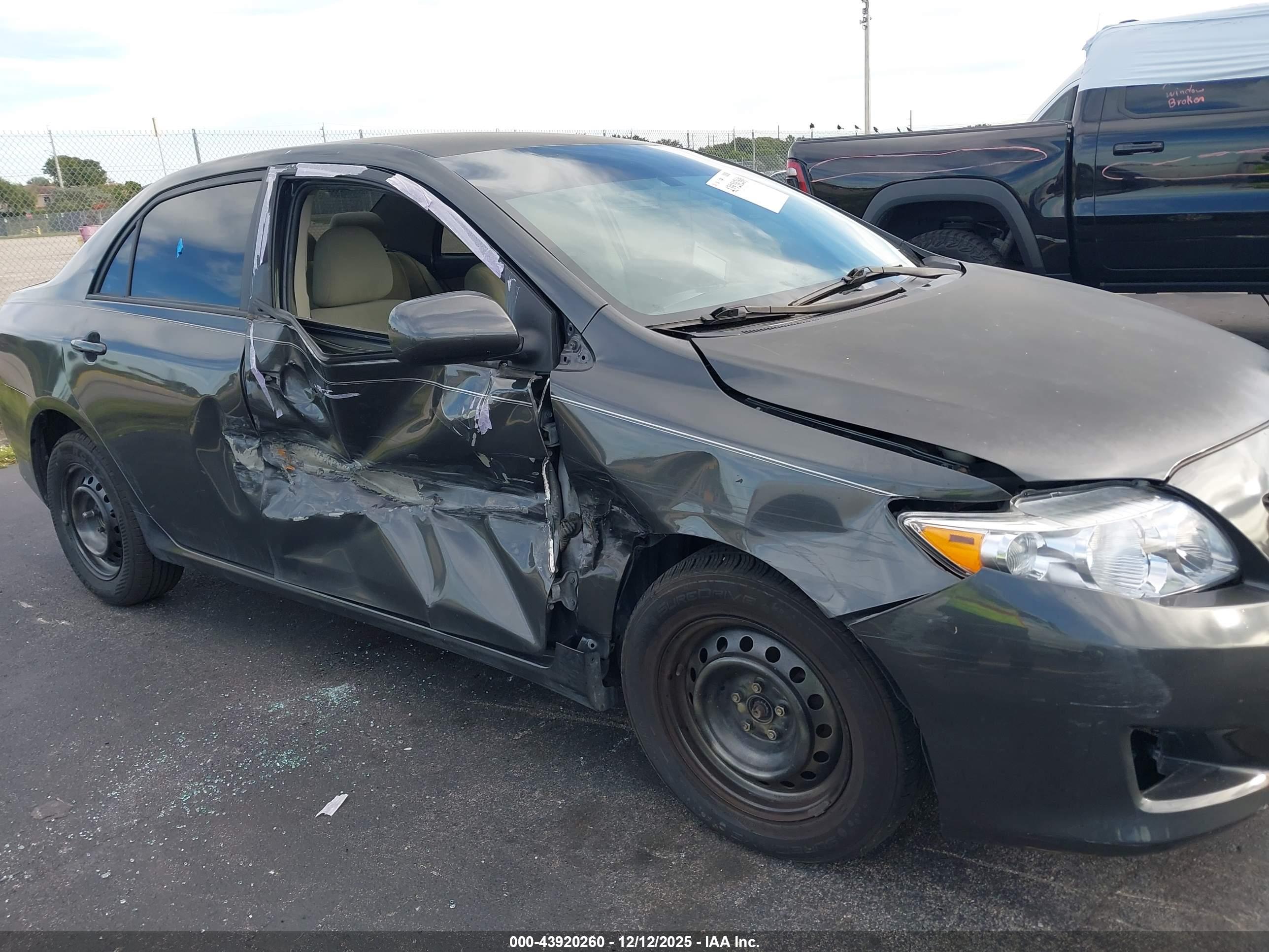 TOYOTA COROLLA image 6