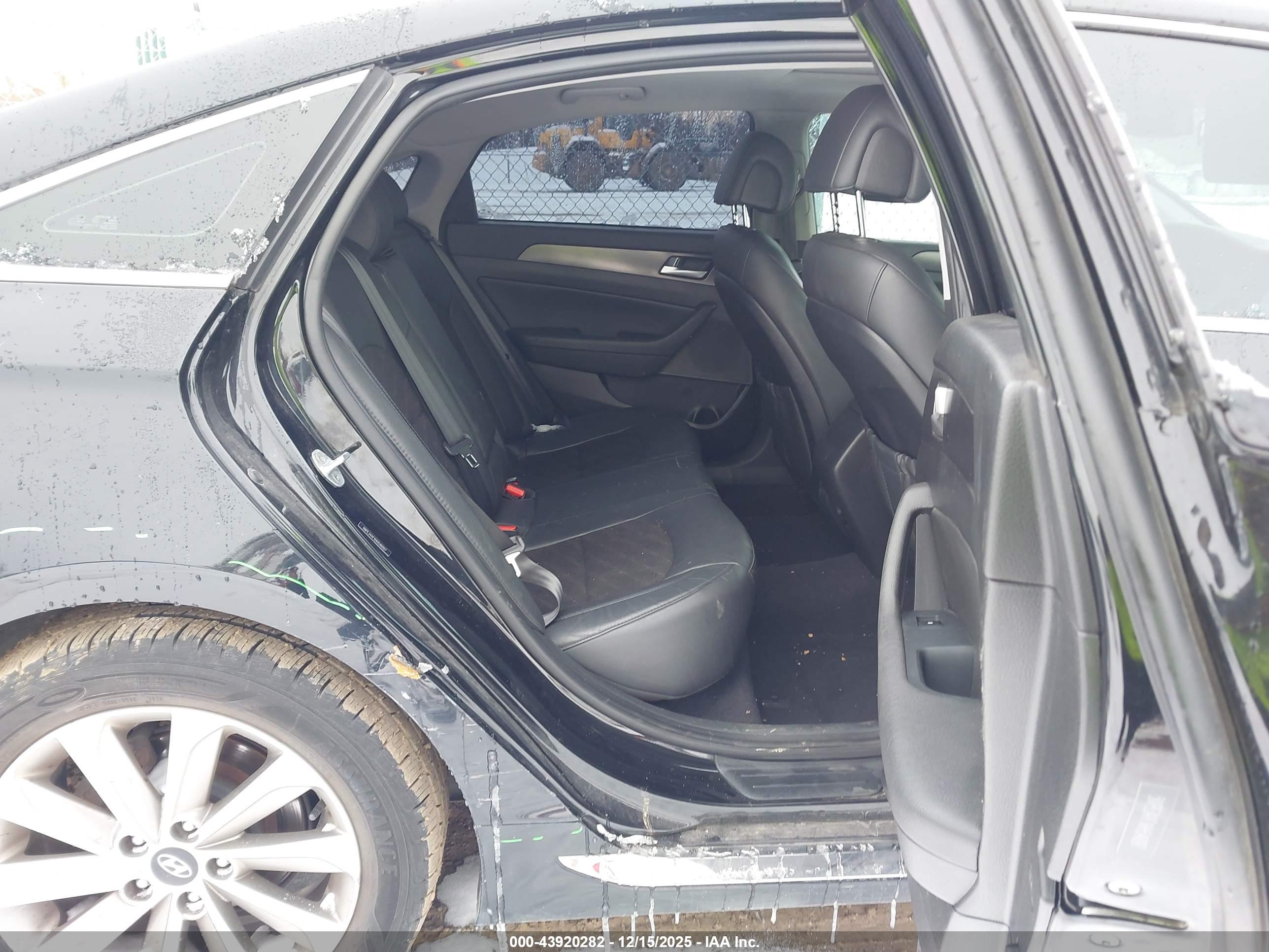 HYUNDAI SONATA image 8