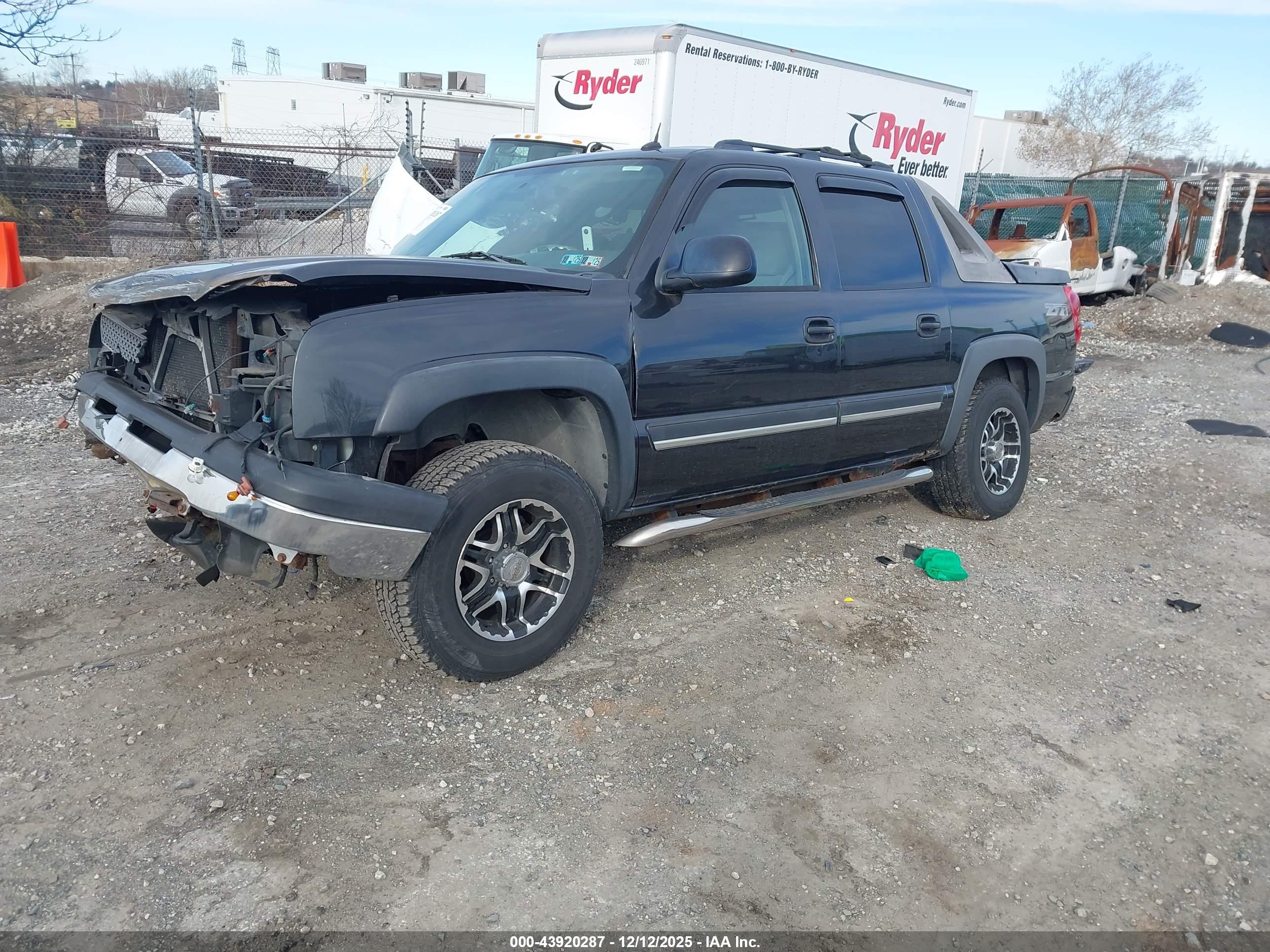 CHEVROLET AVALANCHE image 2