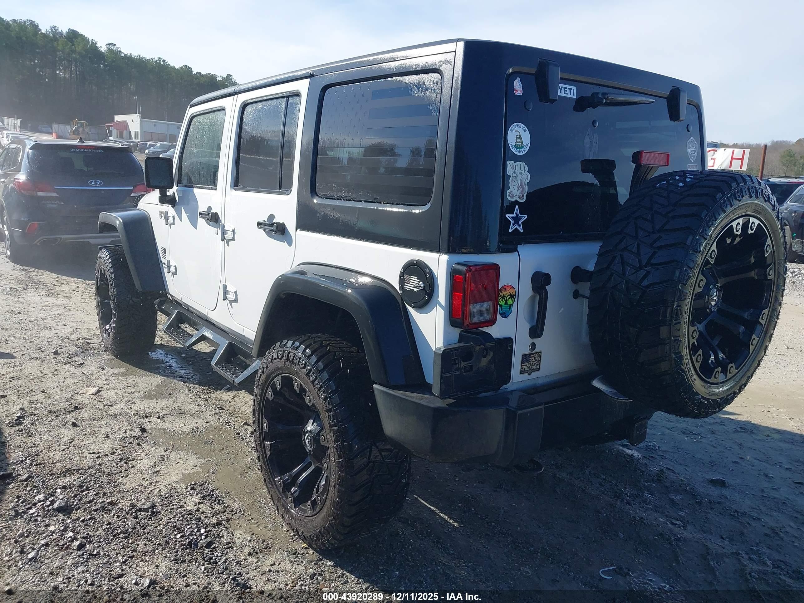 JEEP WRANGLER image 3