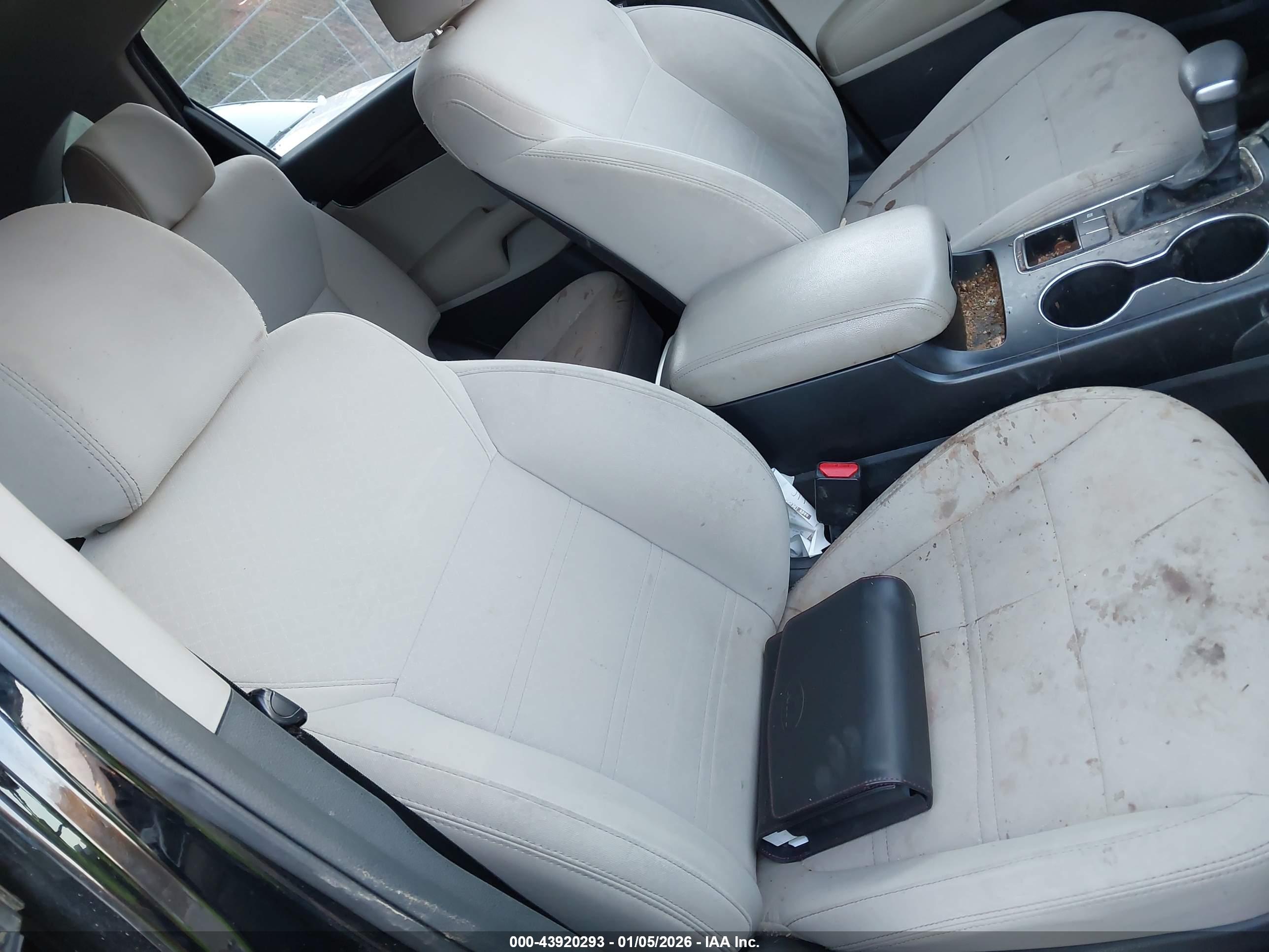 KIA SORENTO image 8
