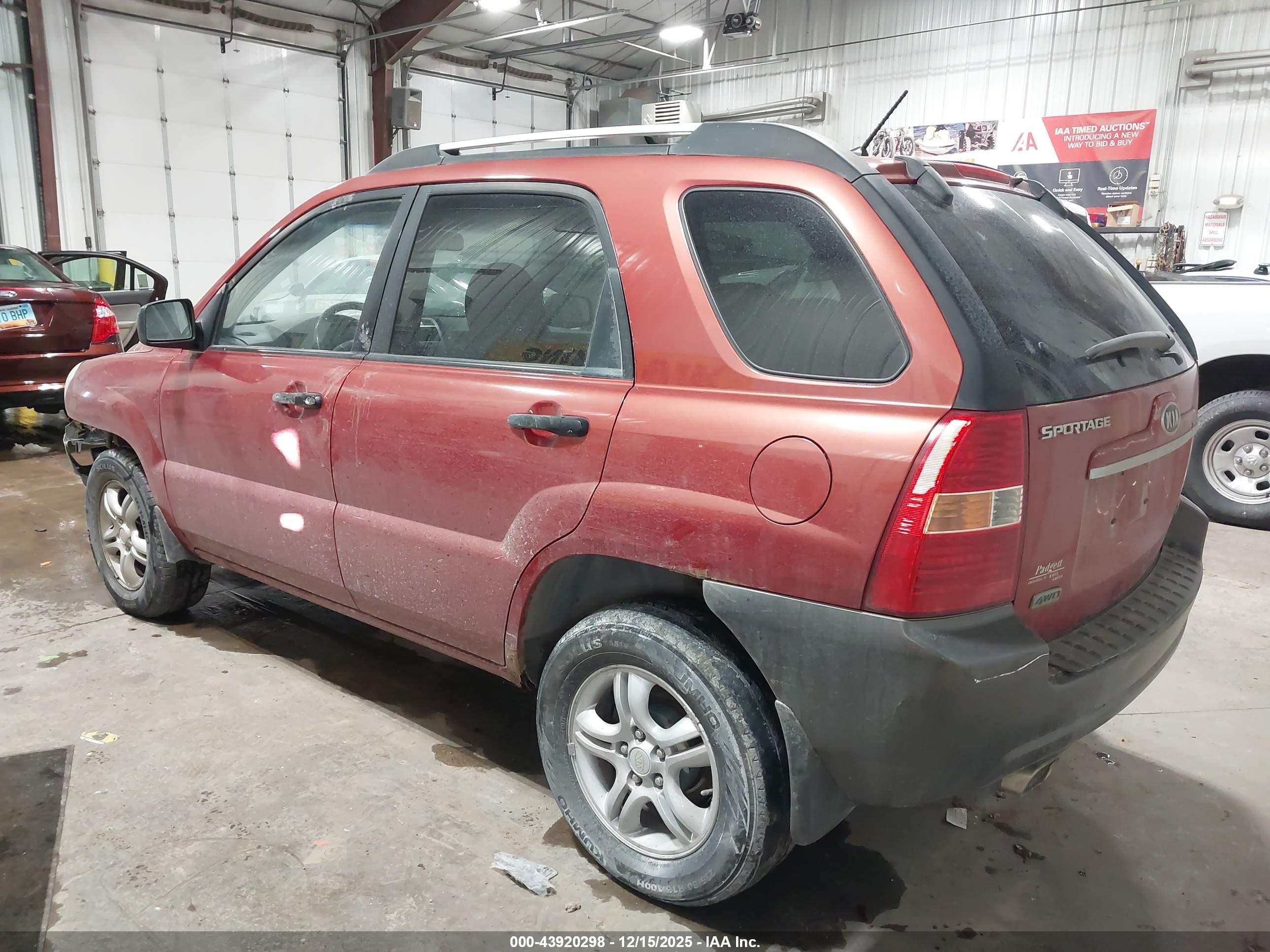 KIA SPORTAGE image 3