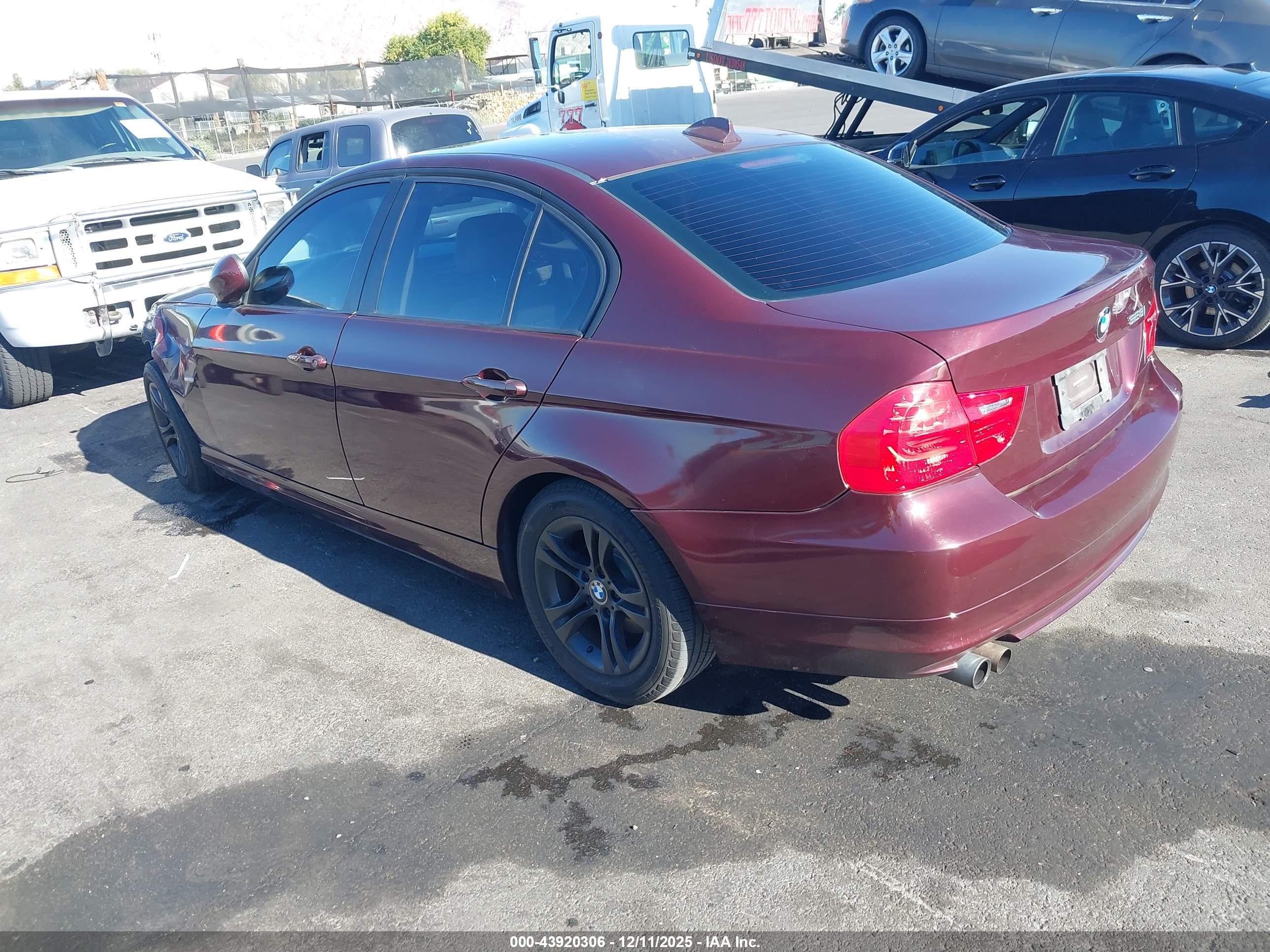 BMW 328I image 3