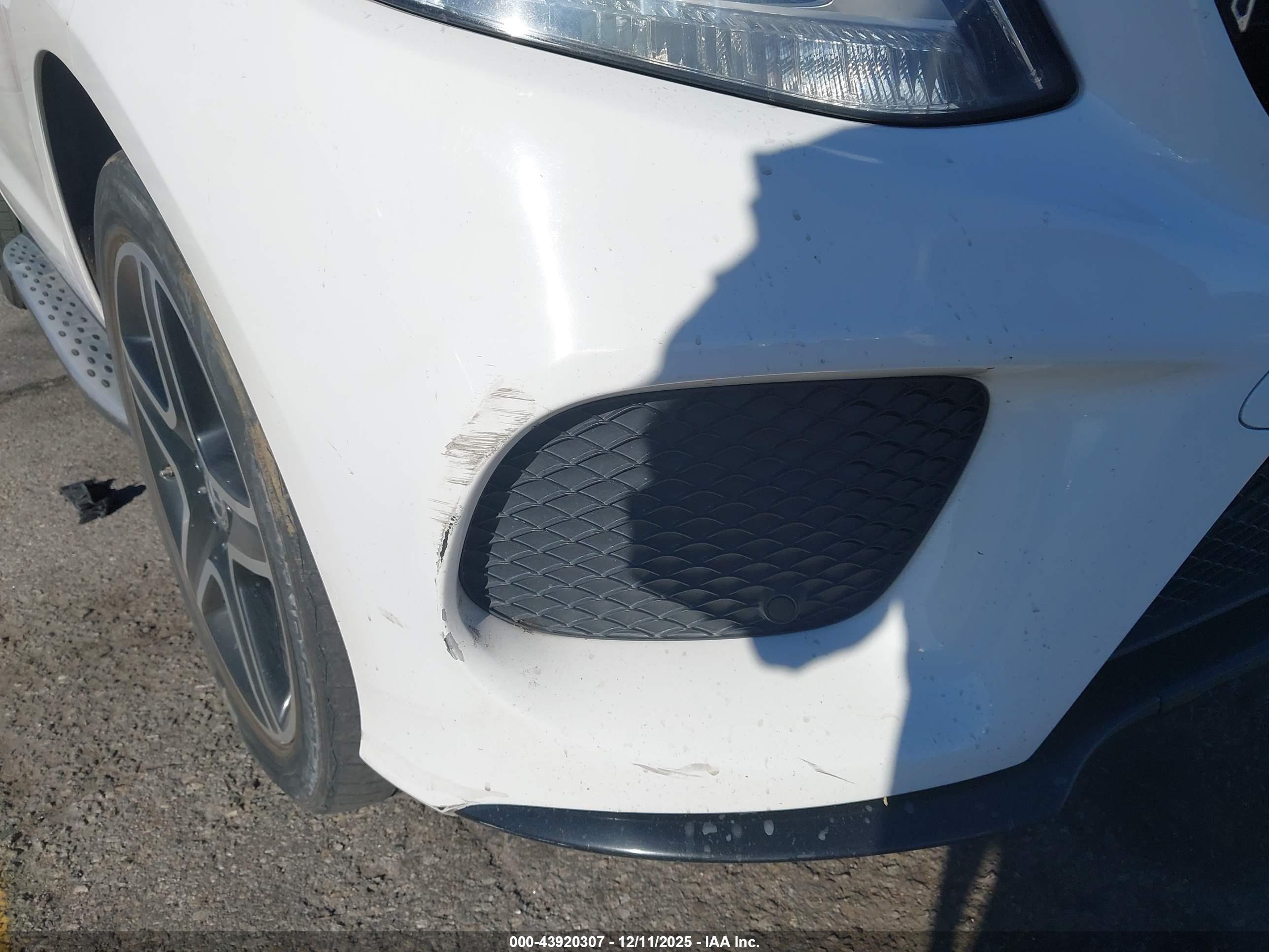 MERCEDES-BENZ GLE image 6