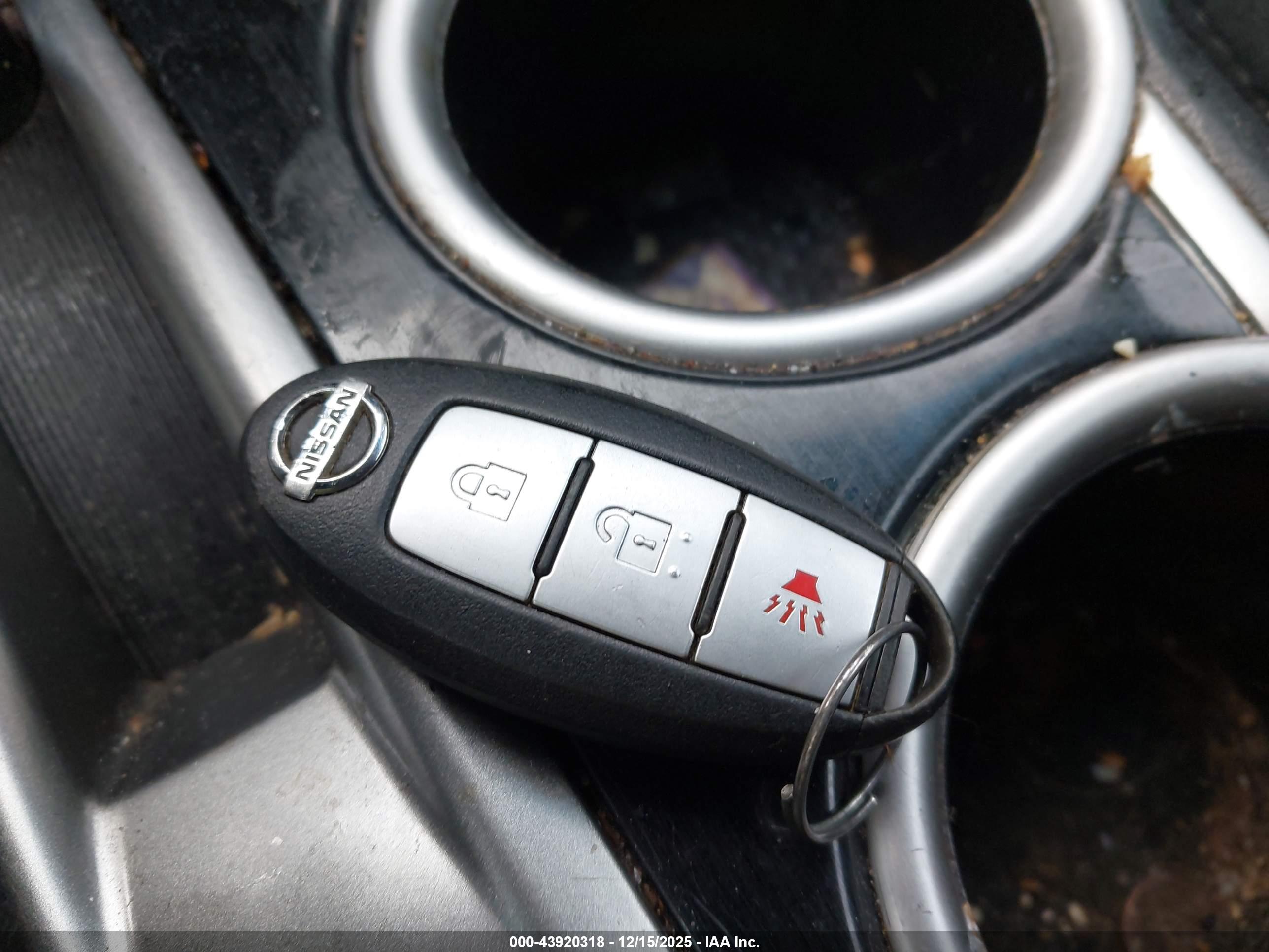 NISSAN PATHFINDER image 11