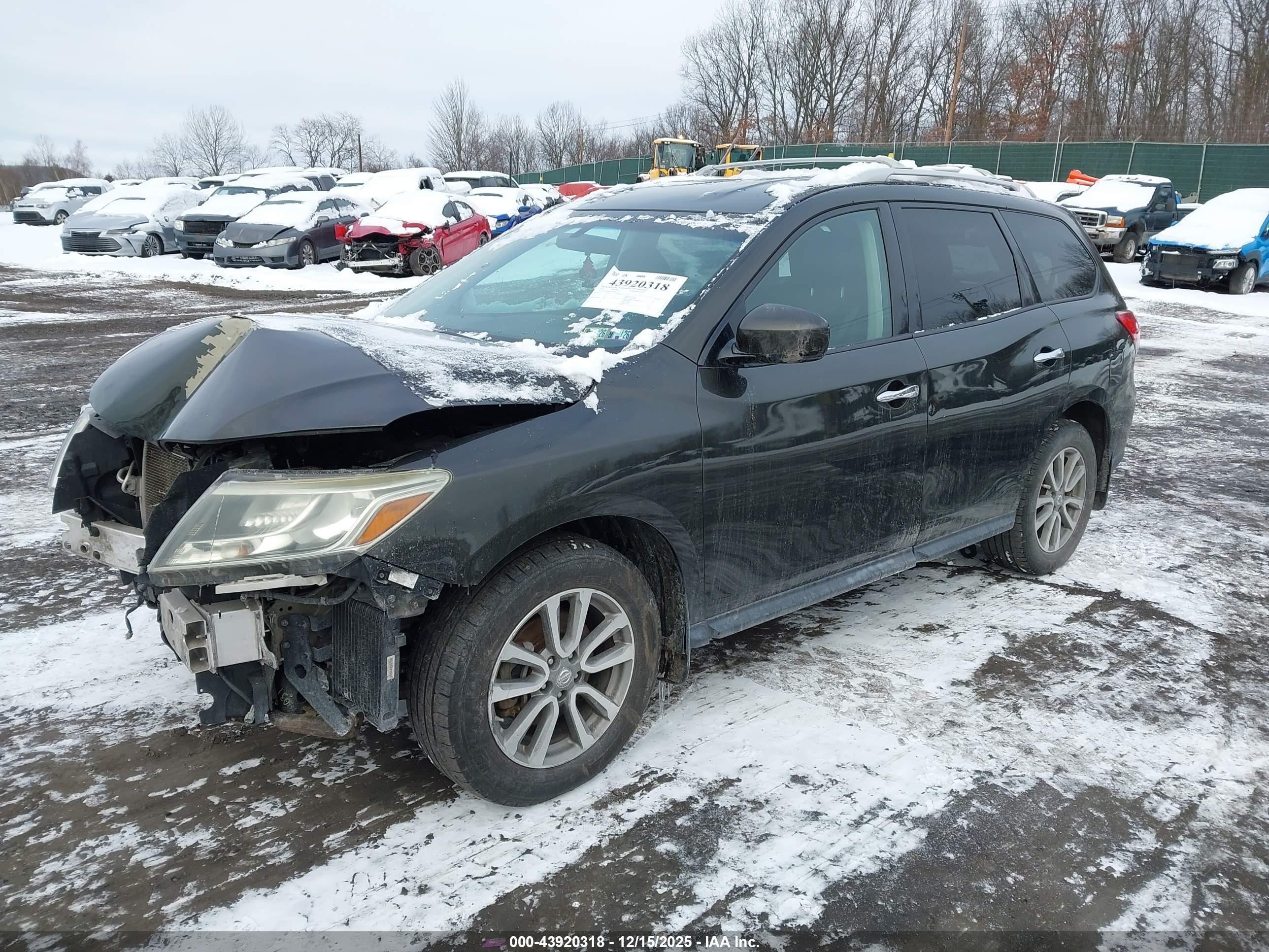 NISSAN PATHFINDER image 2