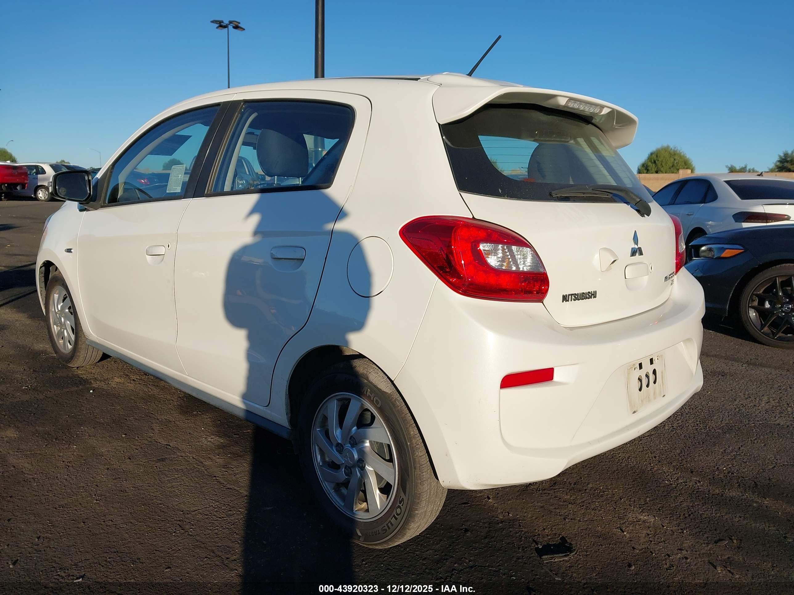 MITSUBISHI MIRAGE image 3