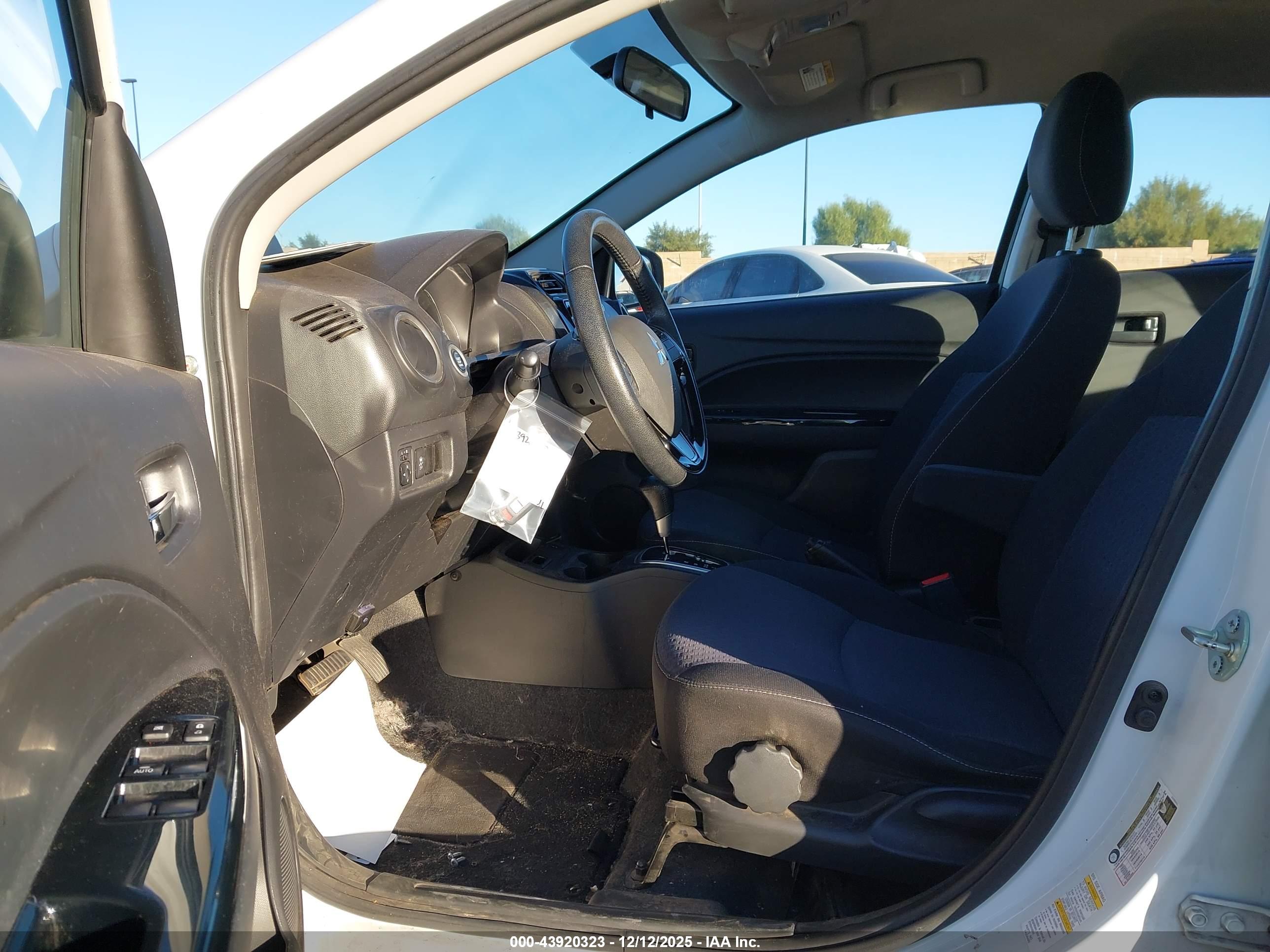 MITSUBISHI MIRAGE image 5
