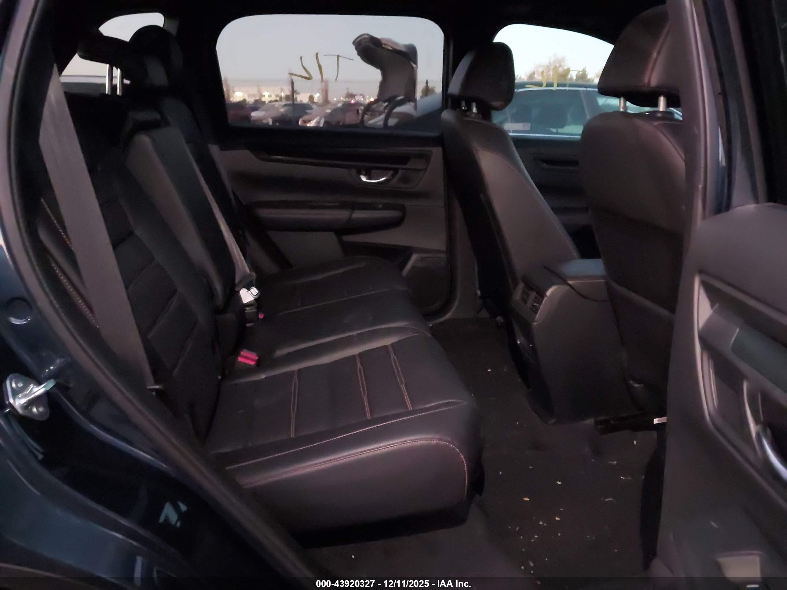 HONDA CR-V image 8