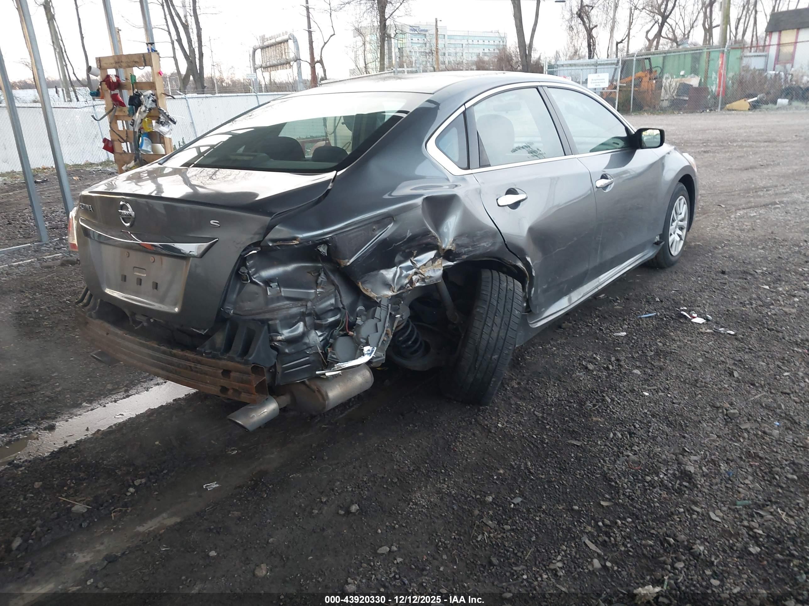 NISSAN ALTIMA image 4
