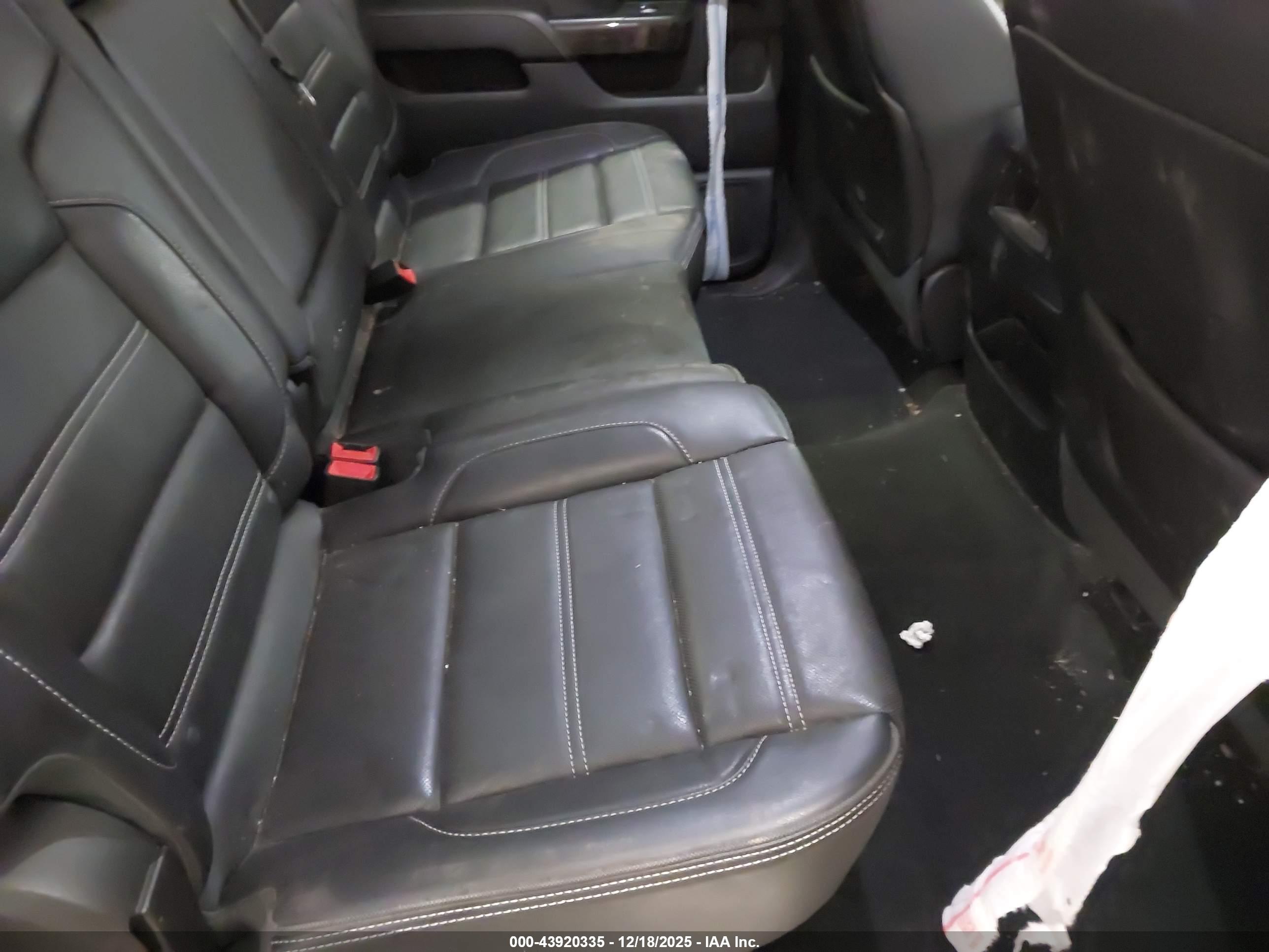 GMC SIERRA image 8