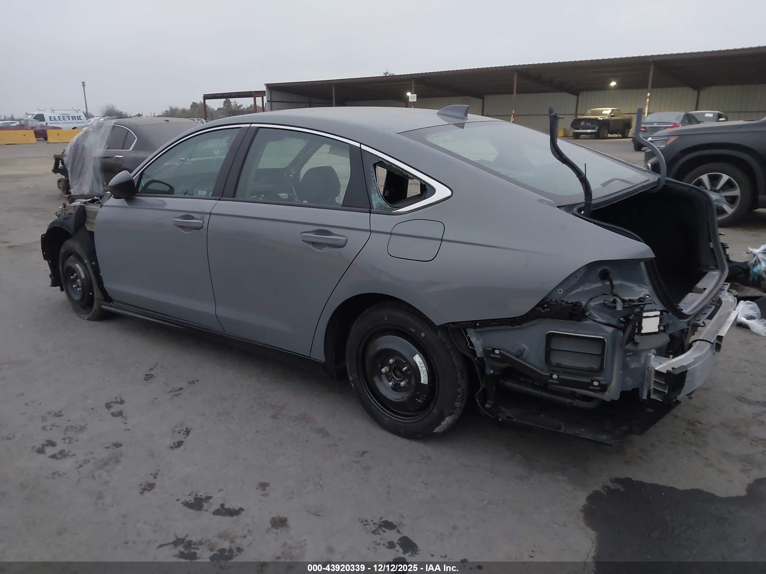 HONDA ACCORD image 3