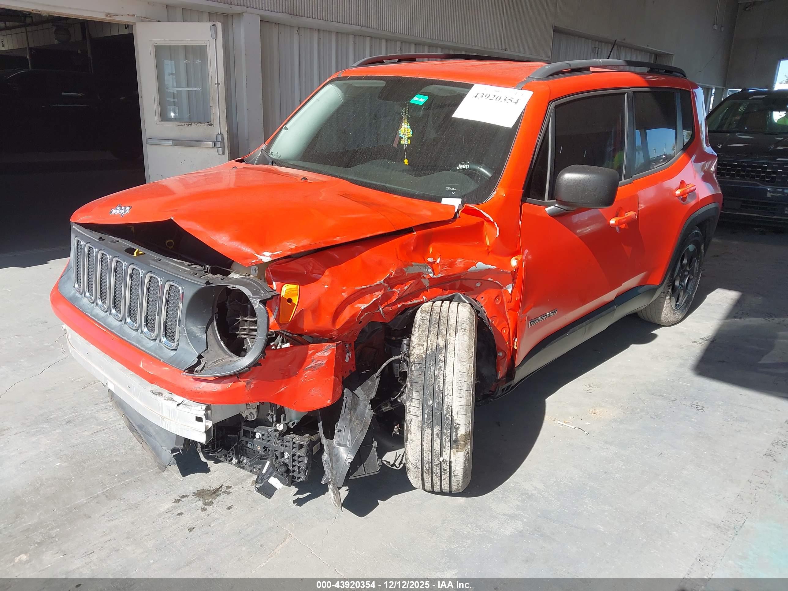JEEP RENEGADE image 2