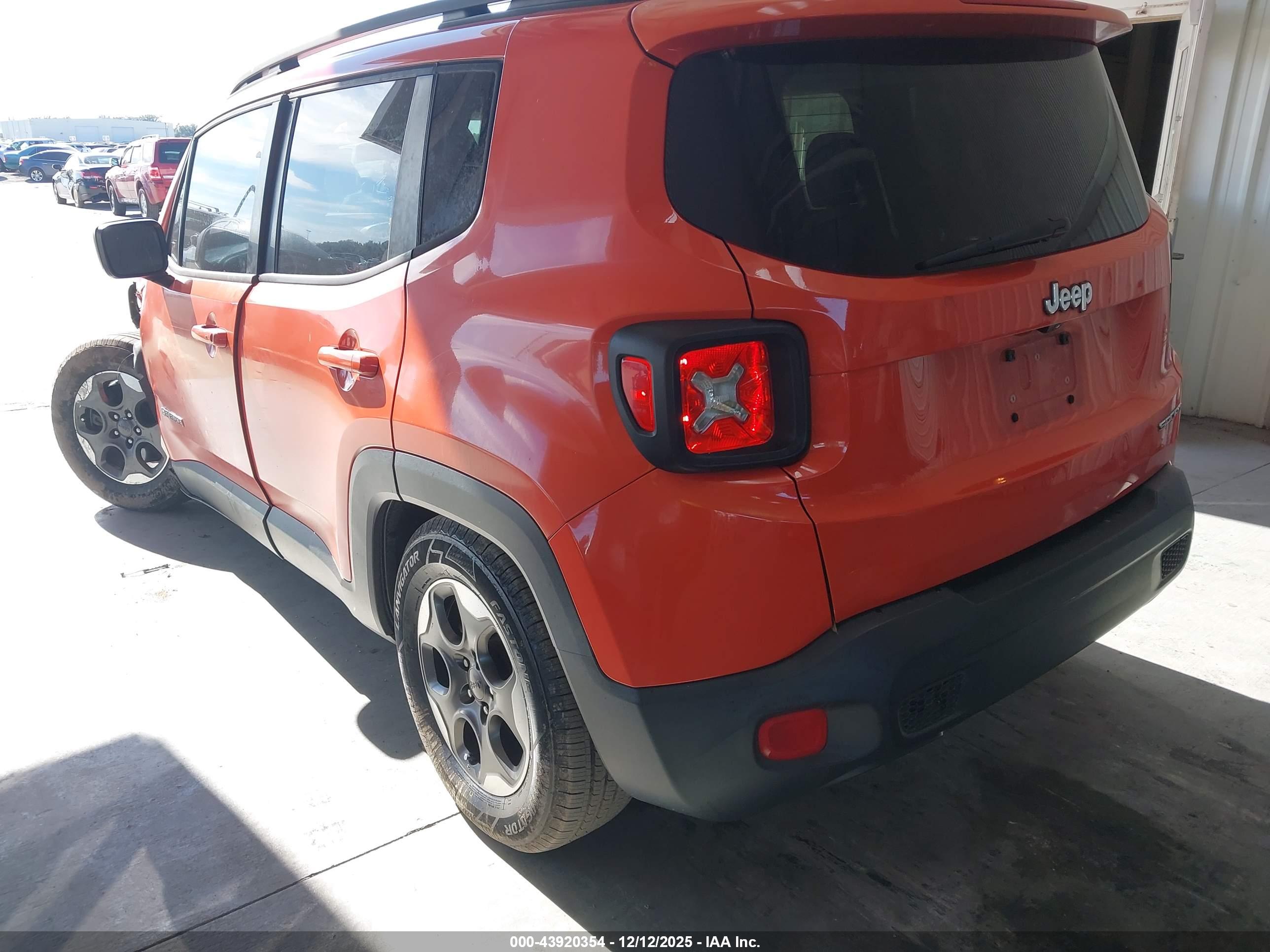 JEEP RENEGADE image 3
