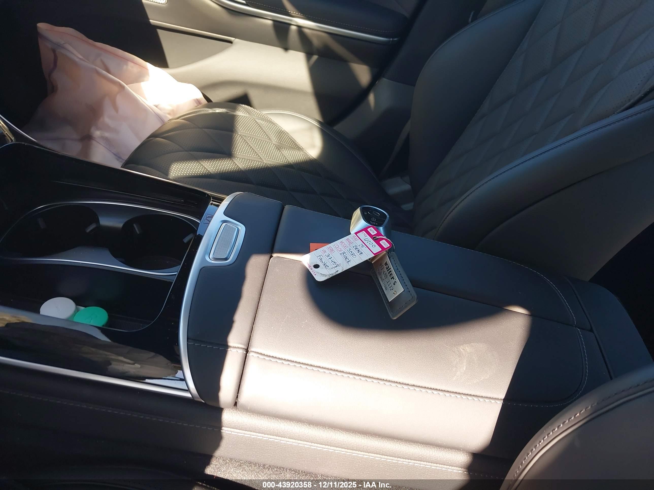MERCEDES-BENZ S image 11