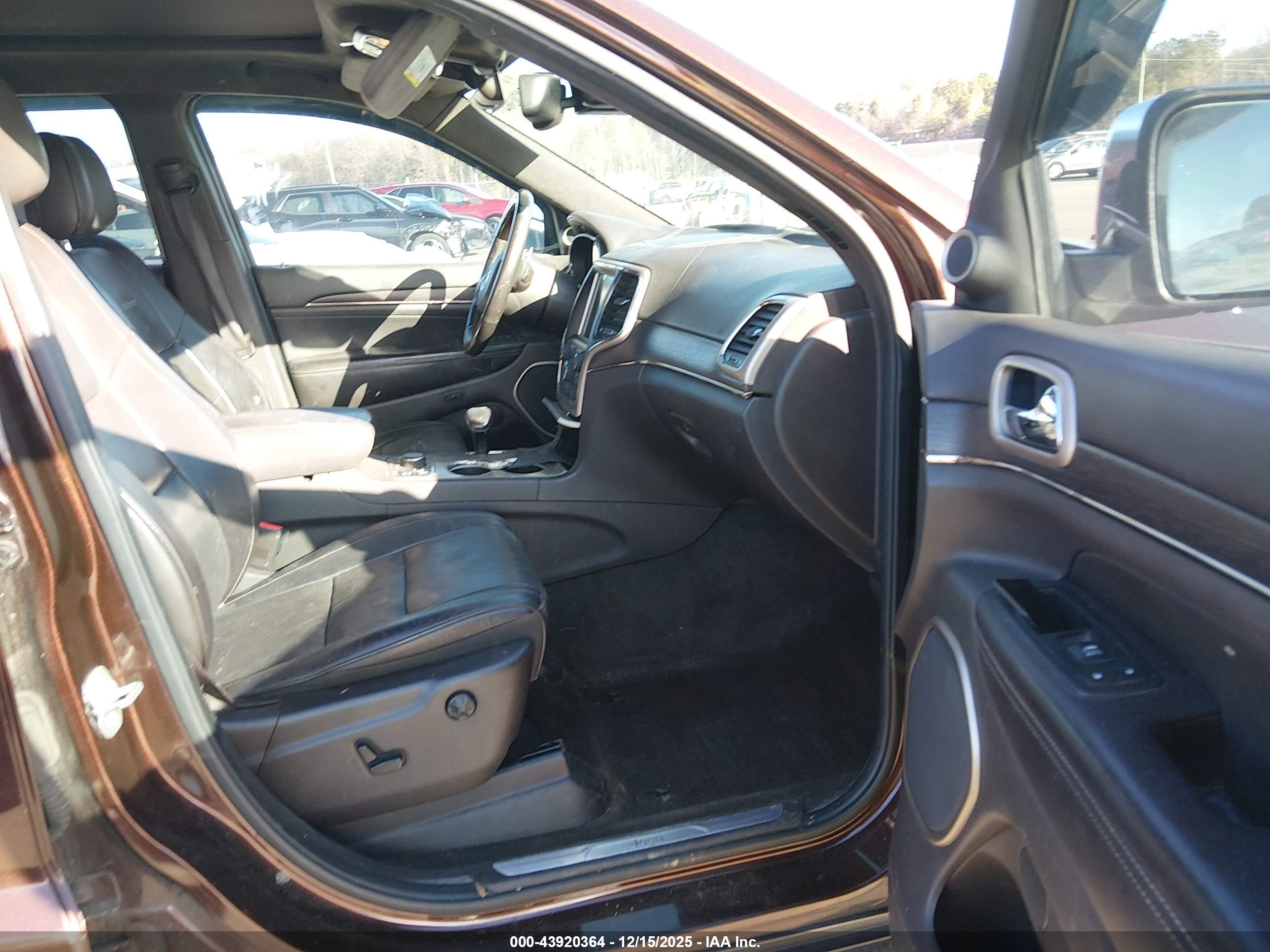JEEP GRAND image 5