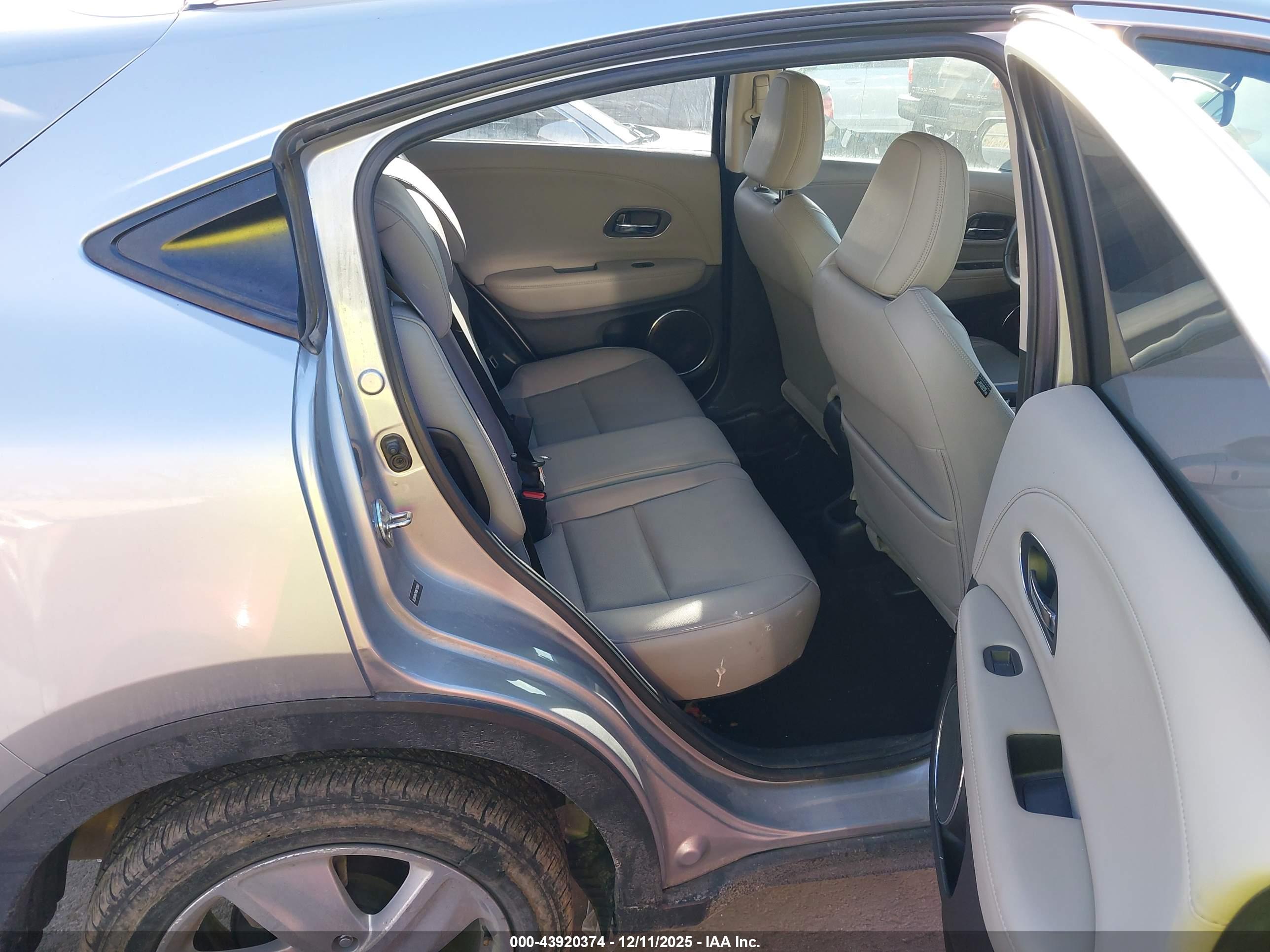 HONDA HR-V image 8