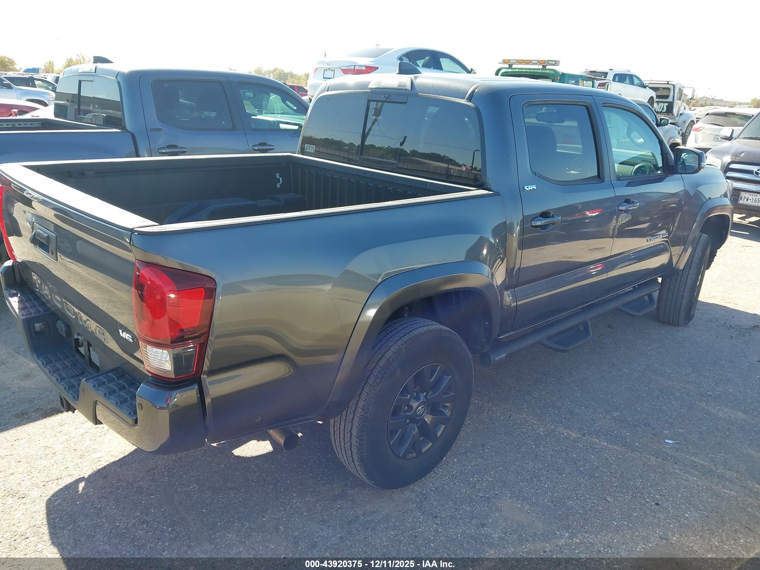 TOYOTA TACOMA image 4