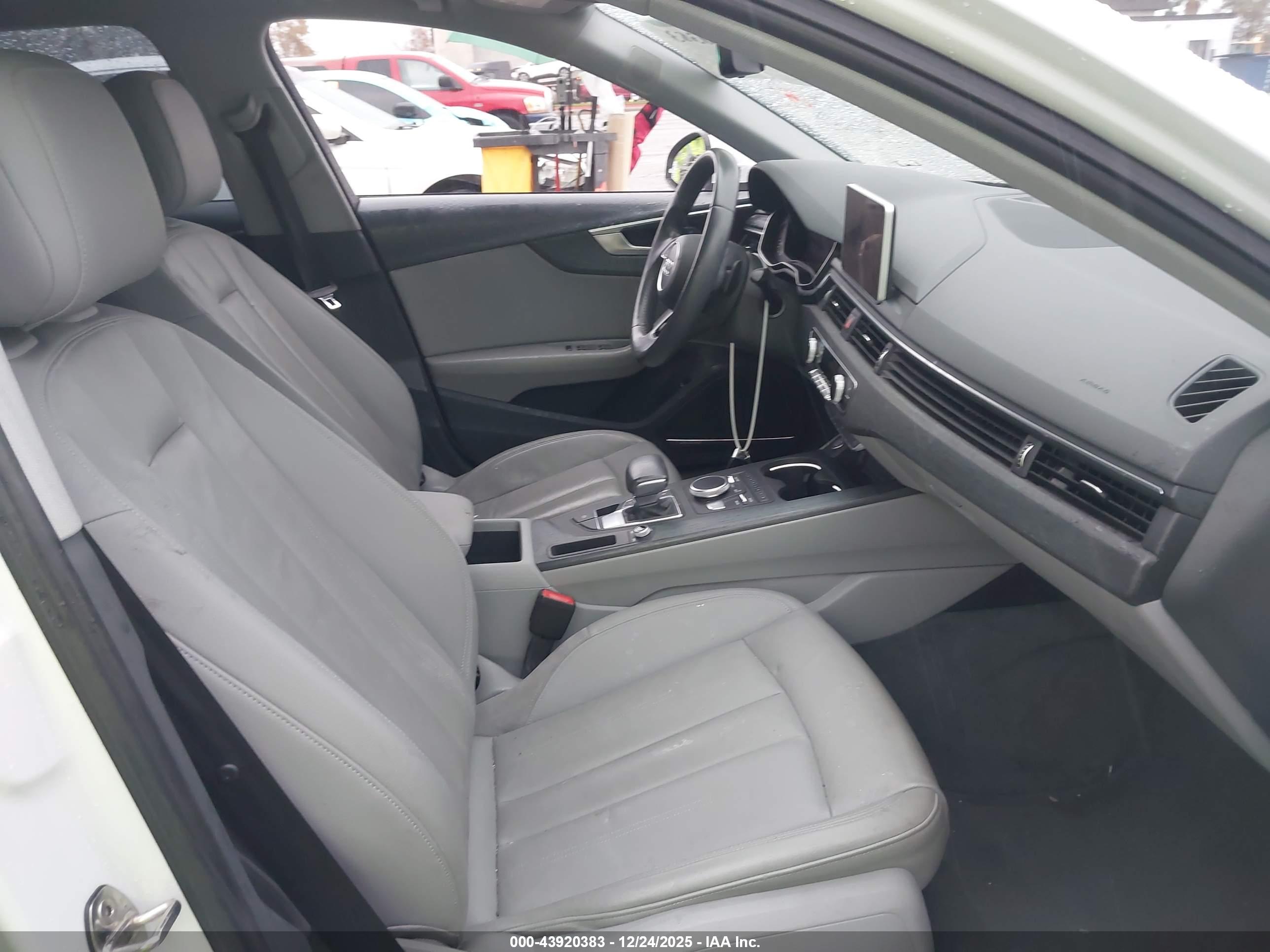 AUDI A4 image 5