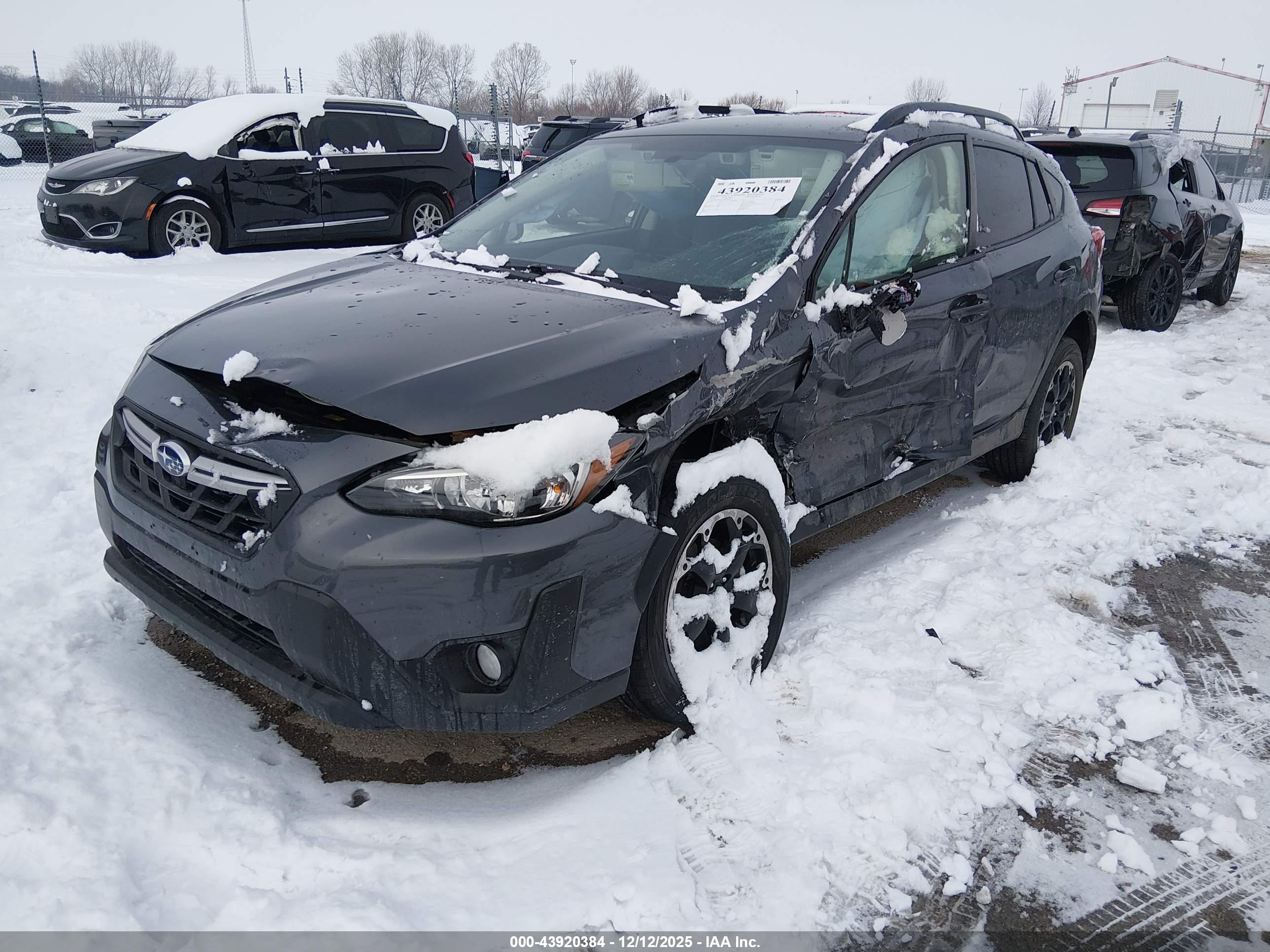 SUBARU CROSSTREK image 2