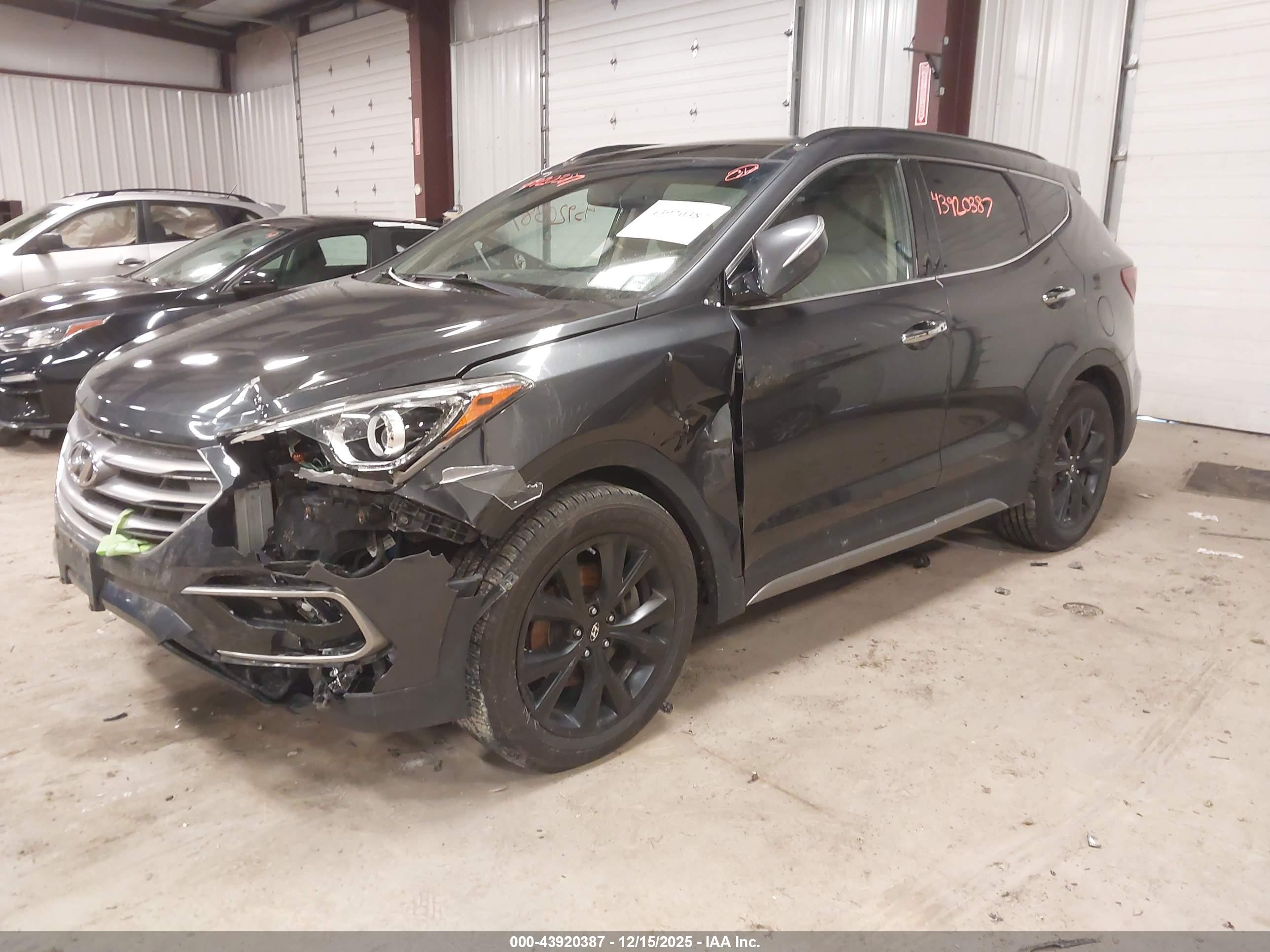 HYUNDAI SANTA image 2
