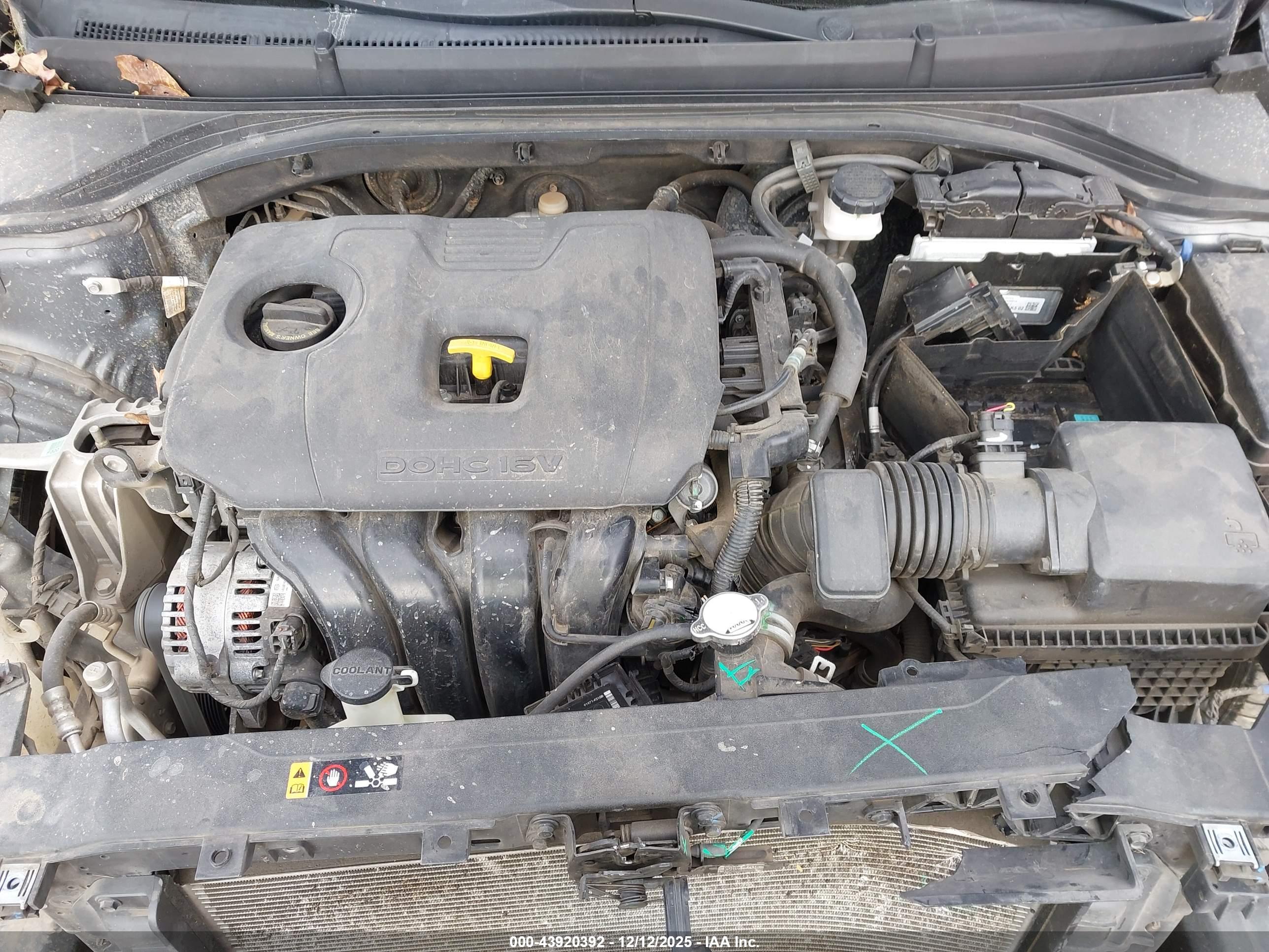 HYUNDAI ELANTRA image 10